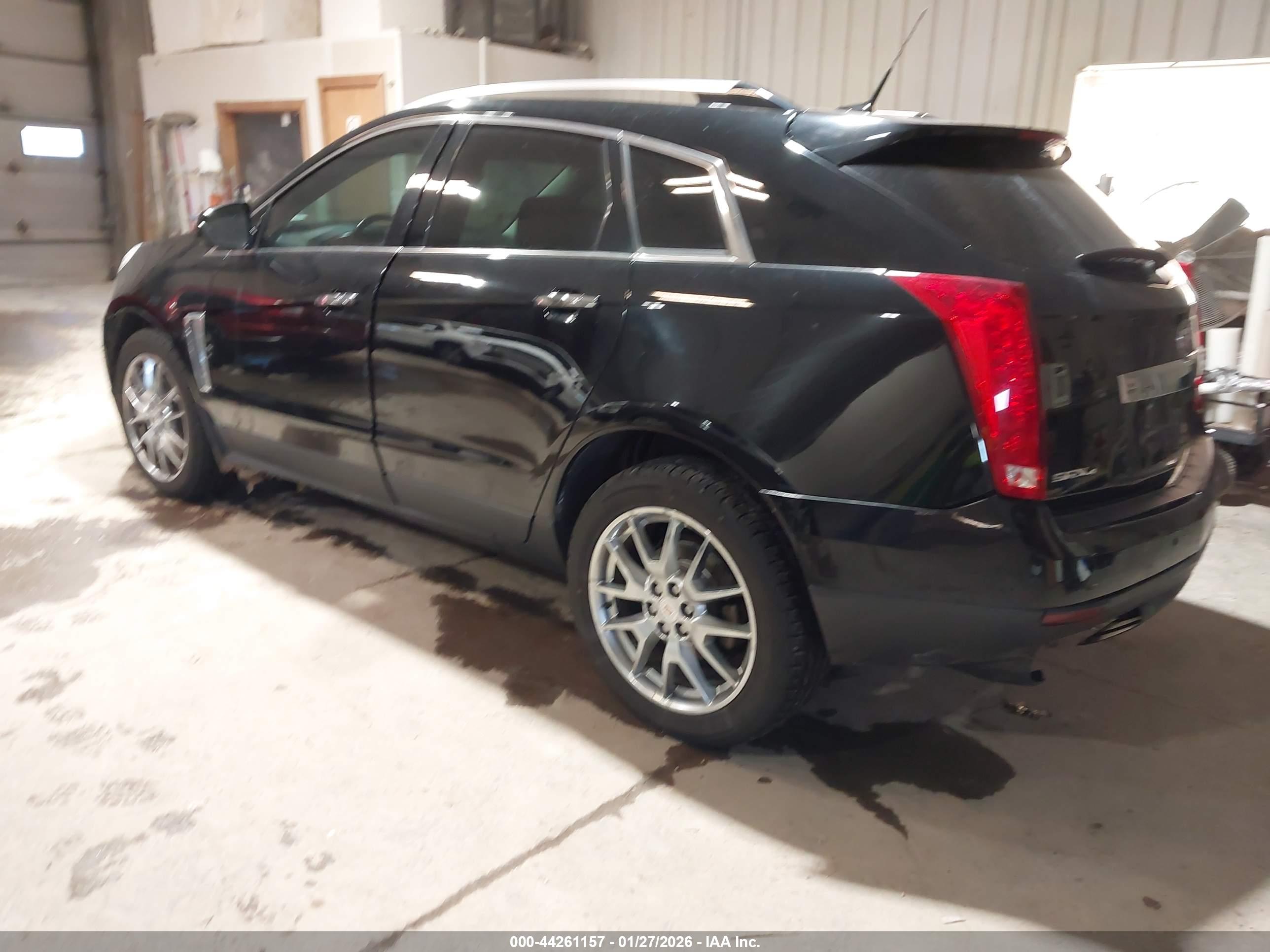 CADILLAC SRX image 3