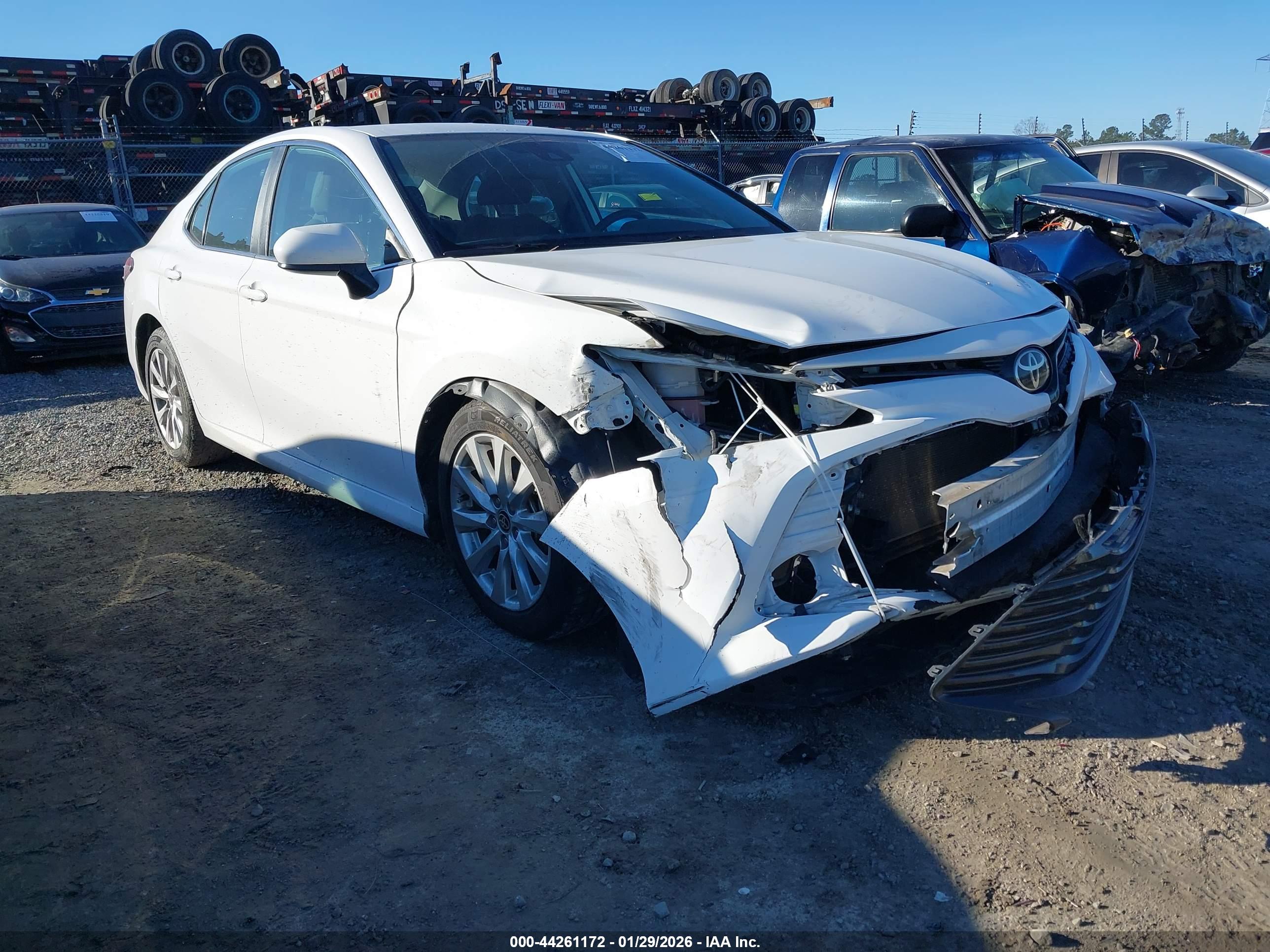 TOYOTA CAMRY image 6