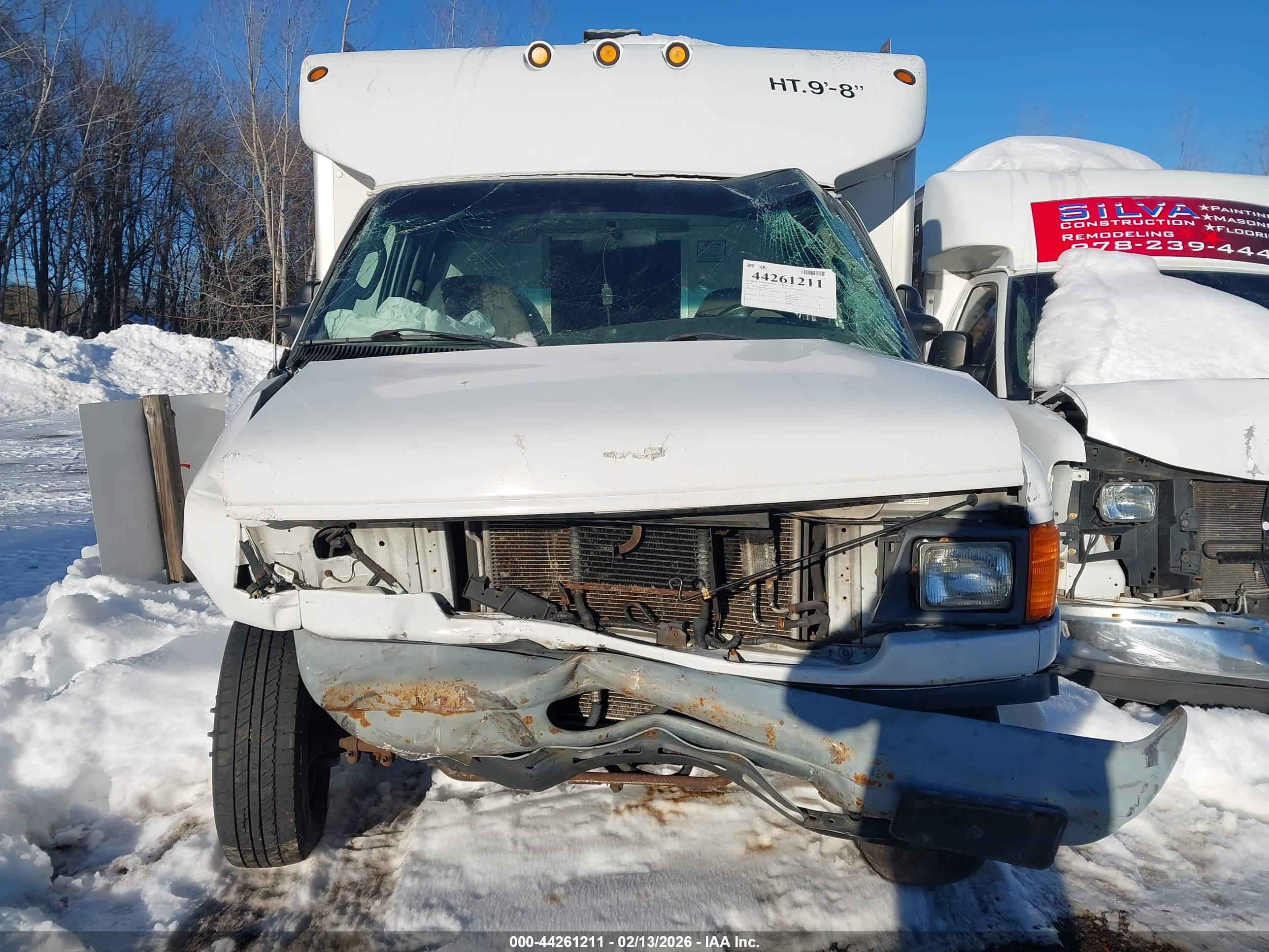 FORD E-350 image 10