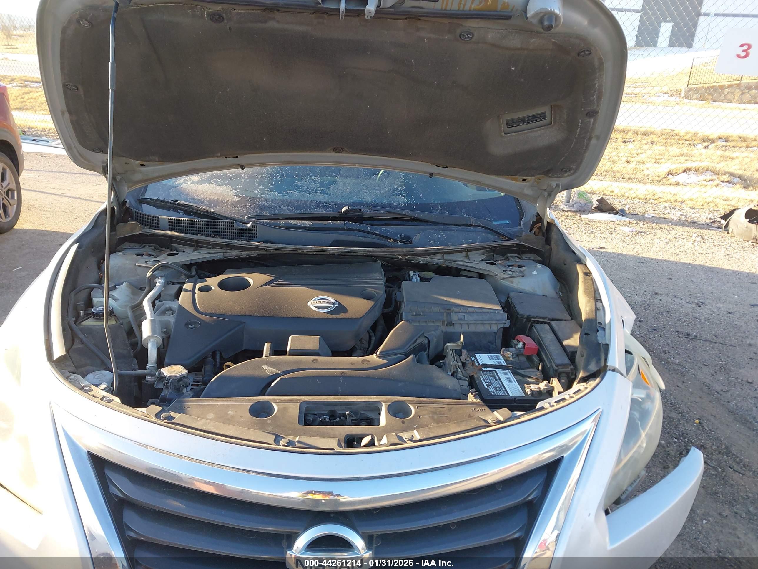 NISSAN ALTIMA image 10