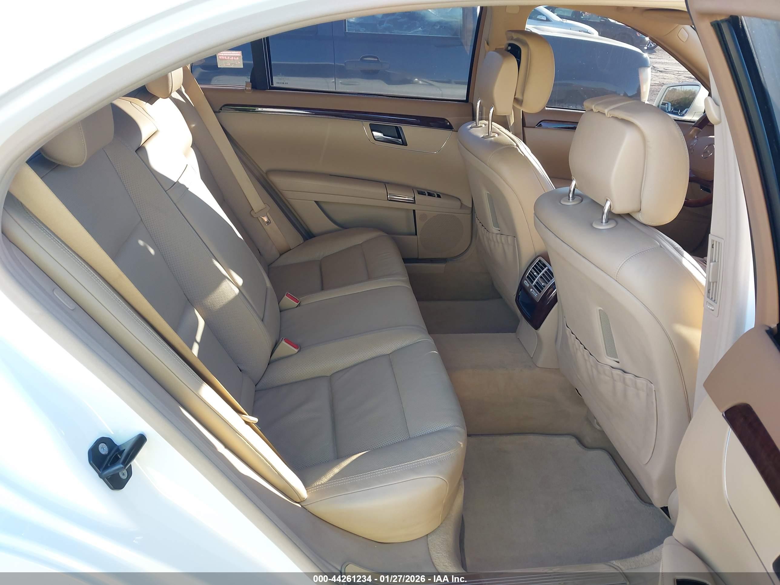 MERCEDES-BENZ S image 8