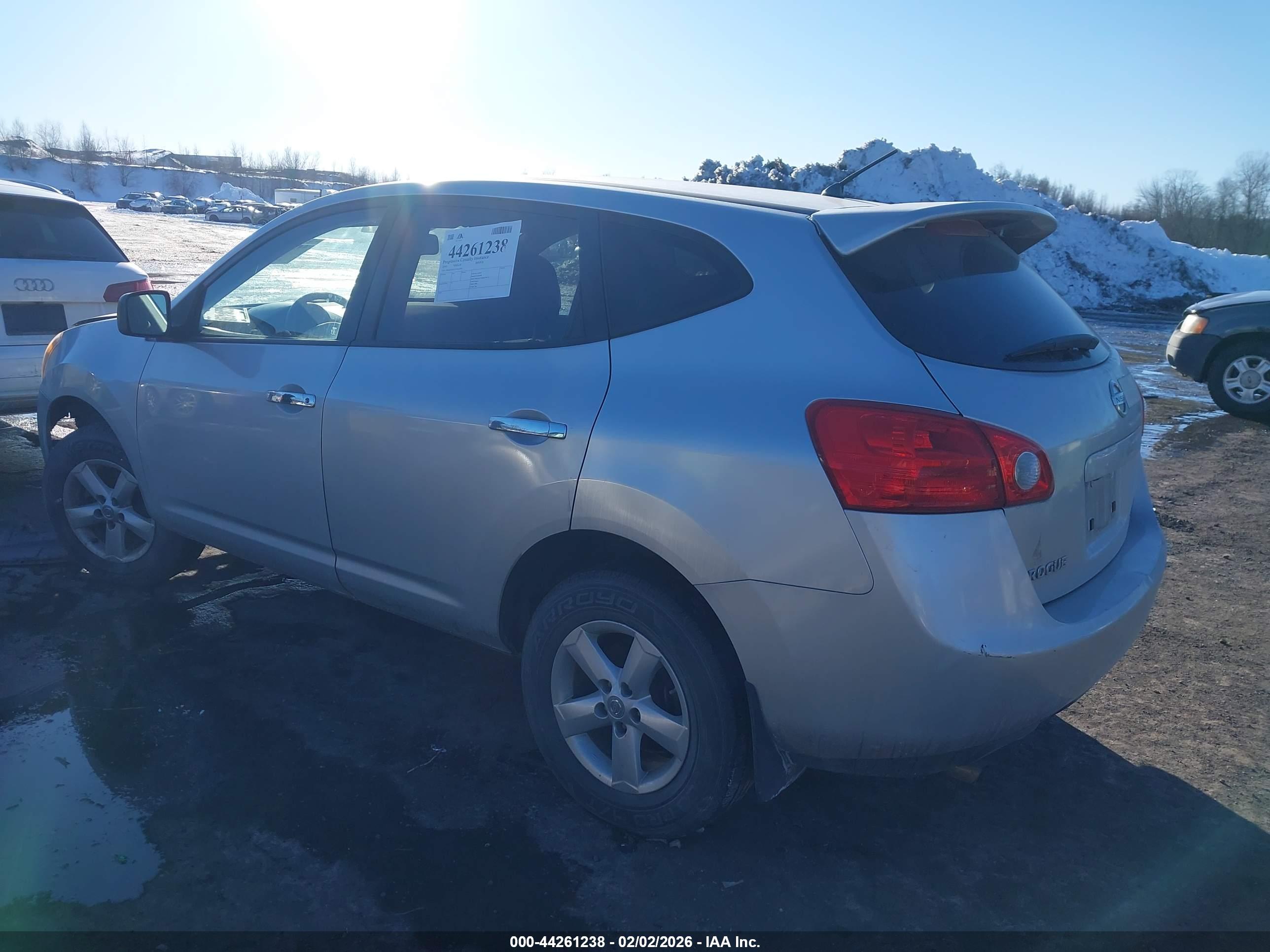 NISSAN ROGUE image 3