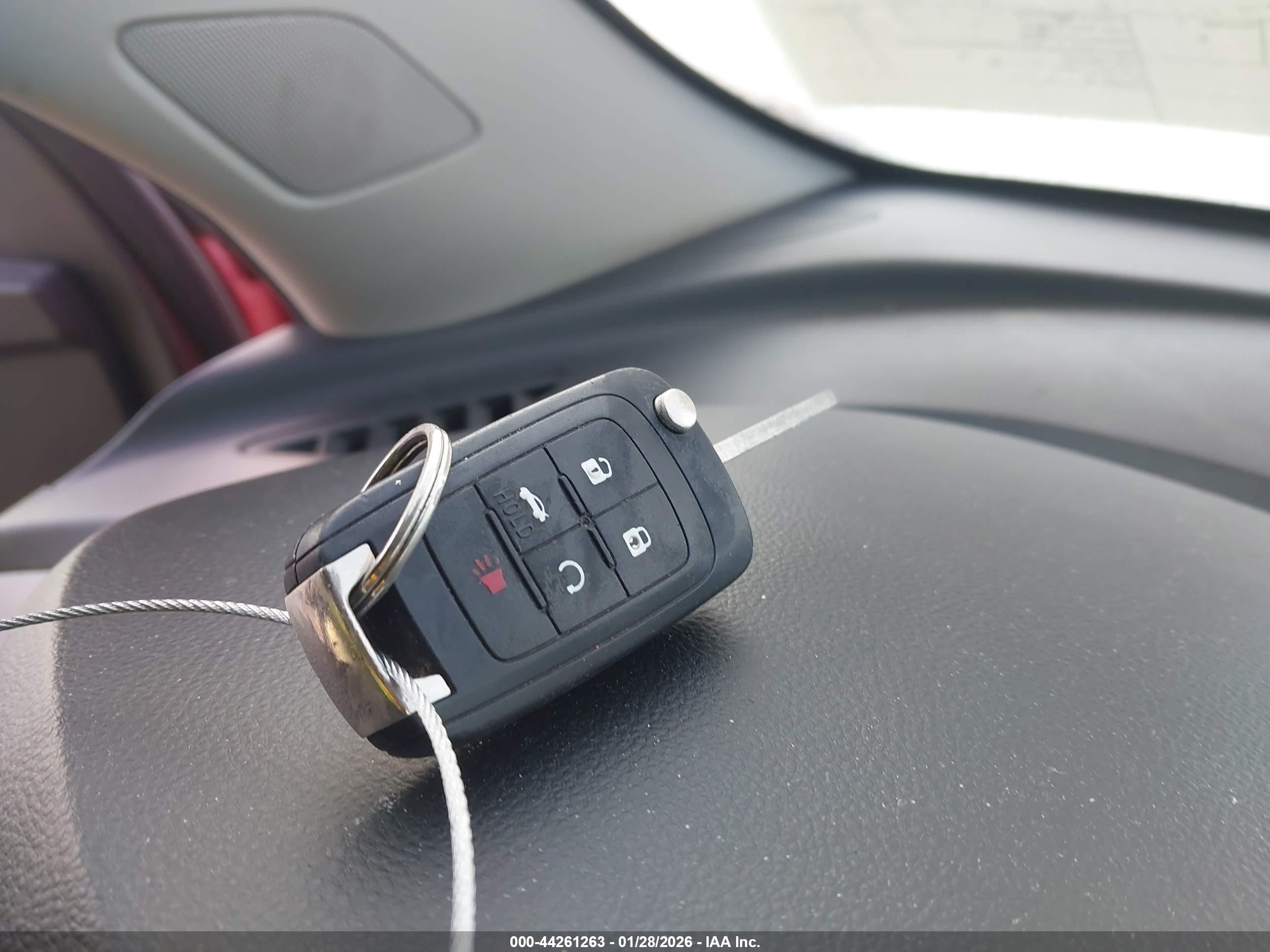 CHEVROLET EQUINOX image 11