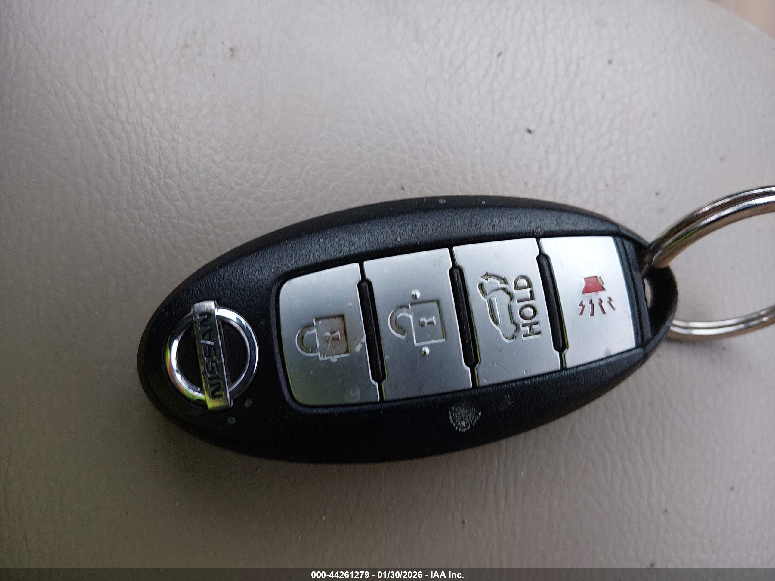 NISSAN ROGUE image 11