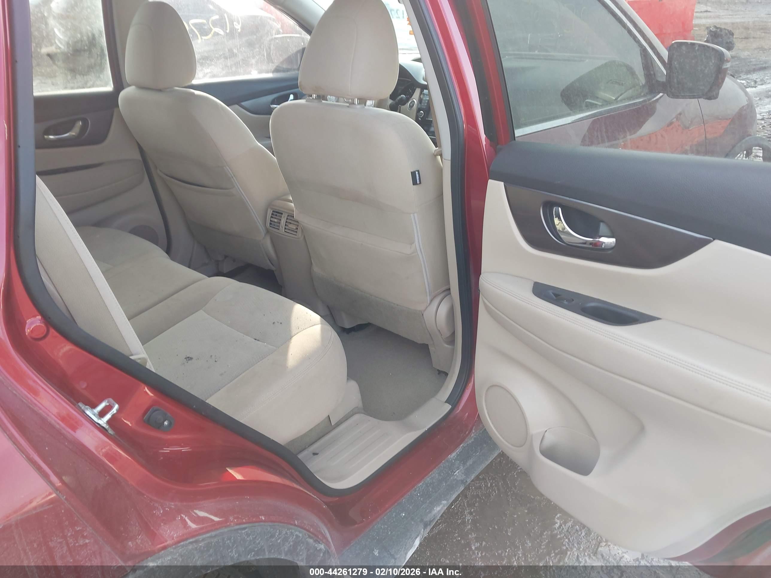 NISSAN ROGUE image 8