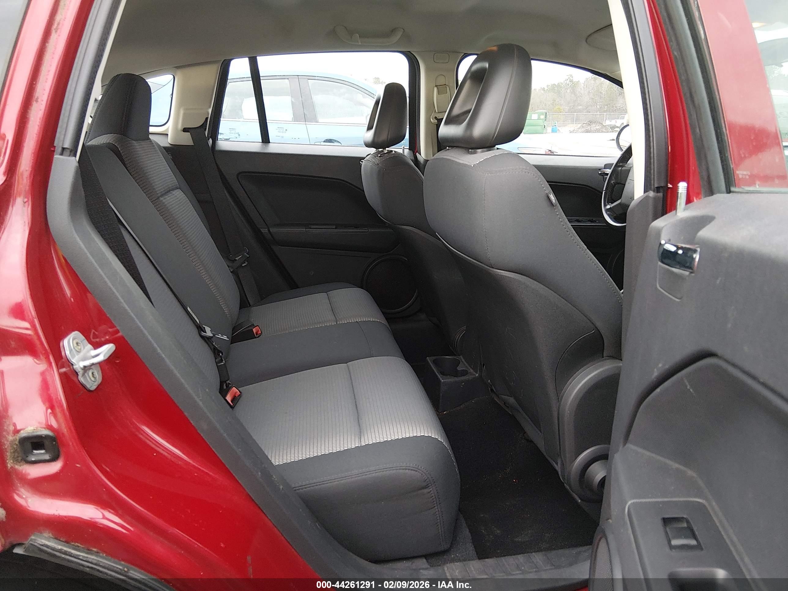 DODGE CALIBER image 8