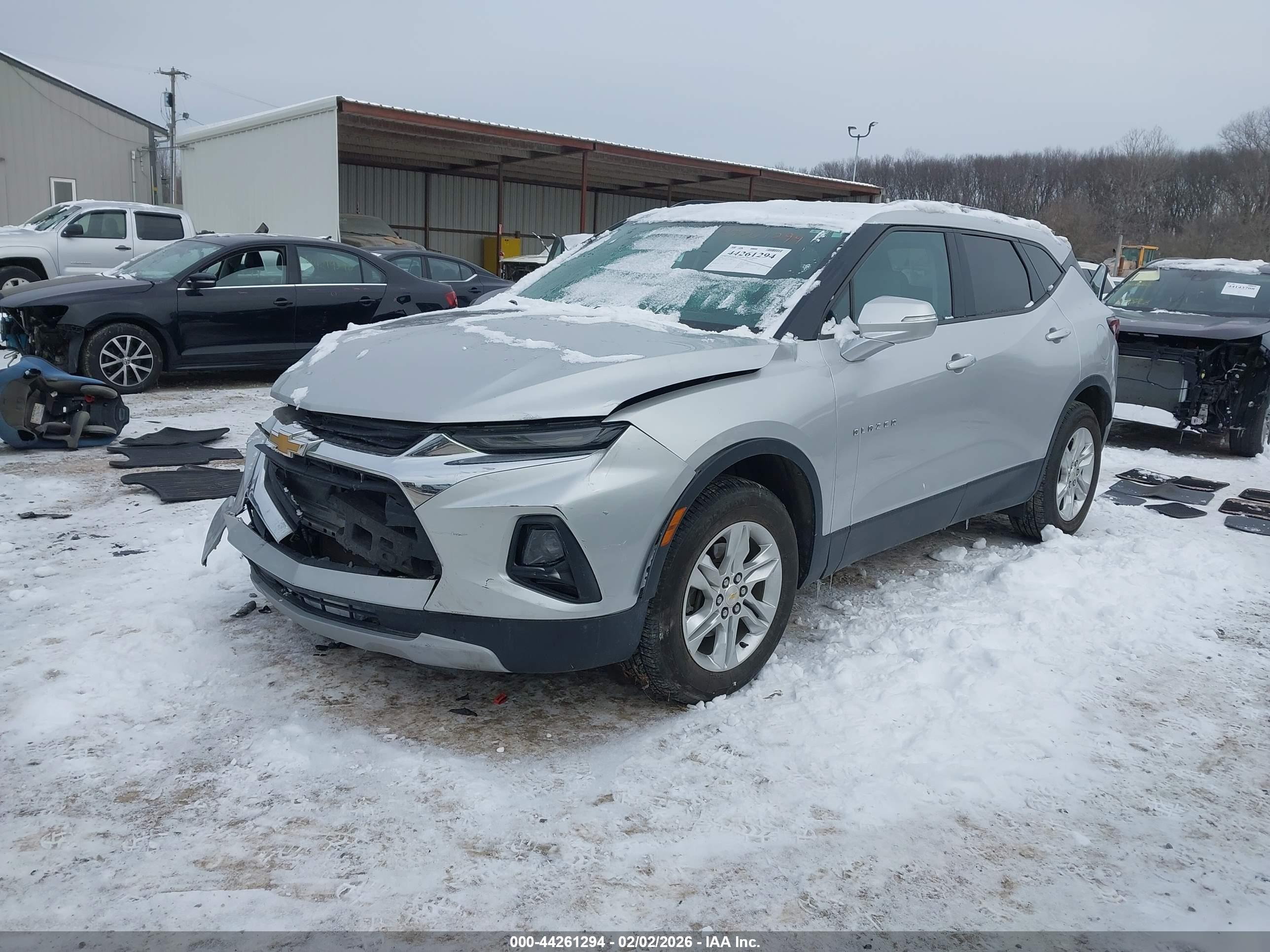 CHEVROLET BLAZER image 2