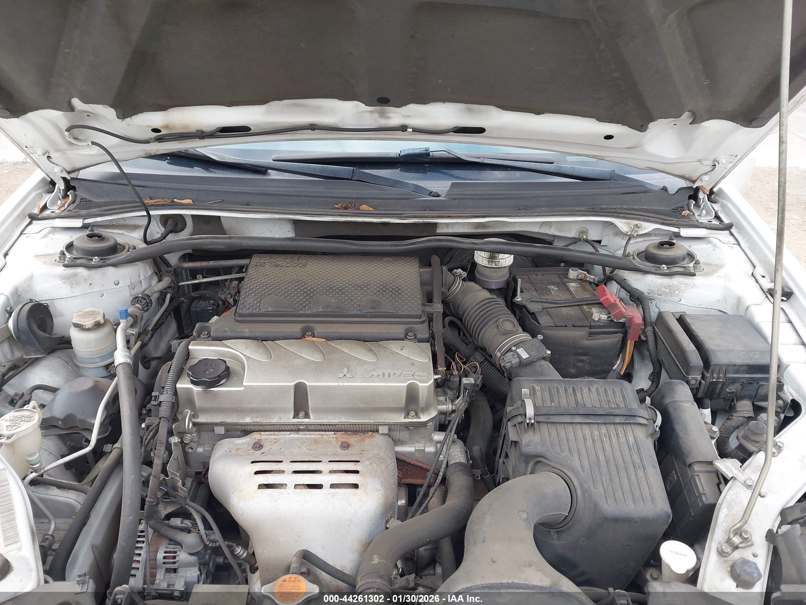 MITSUBISHI GALANT image 10