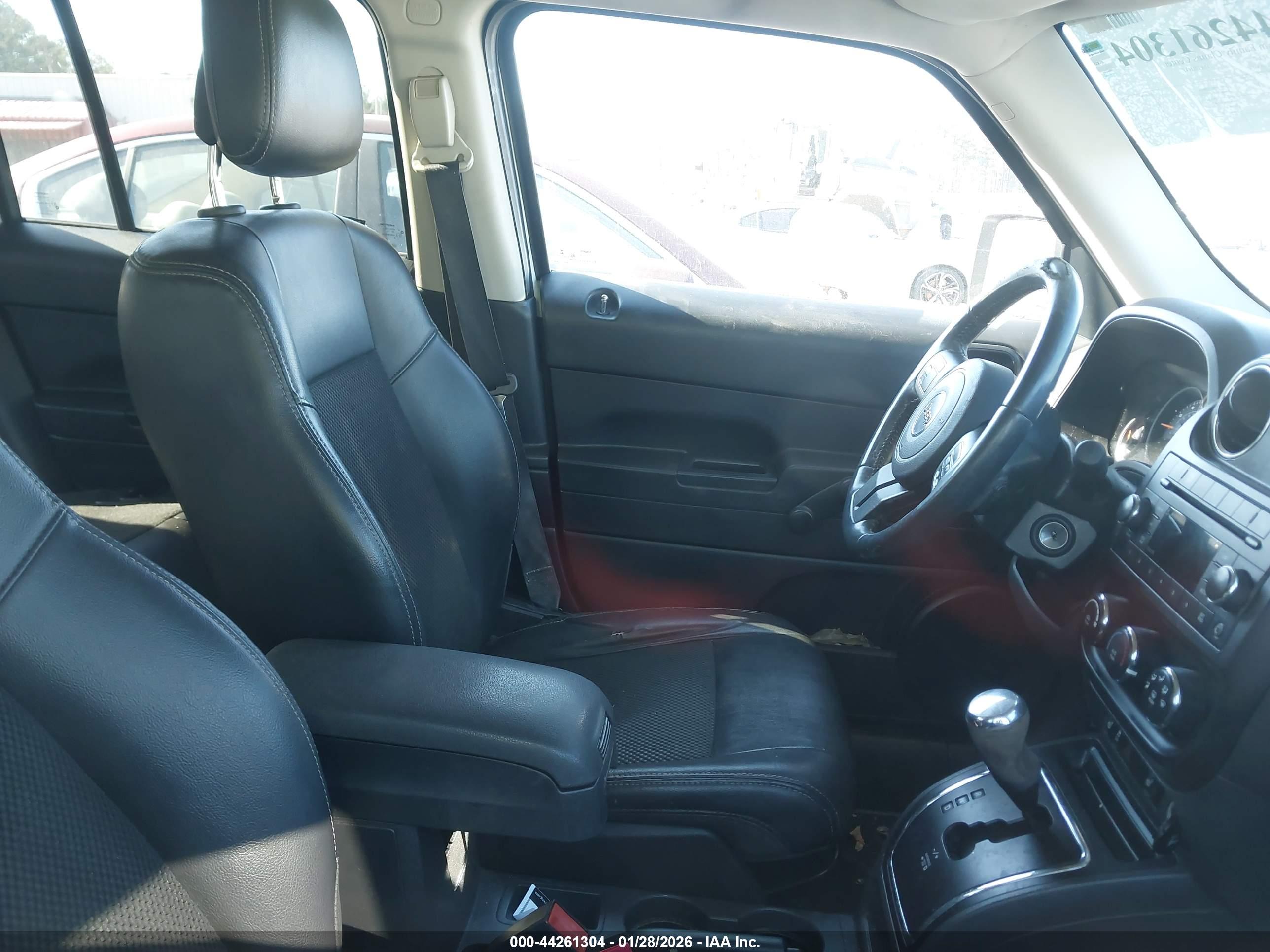 JEEP PATRIOT image 5