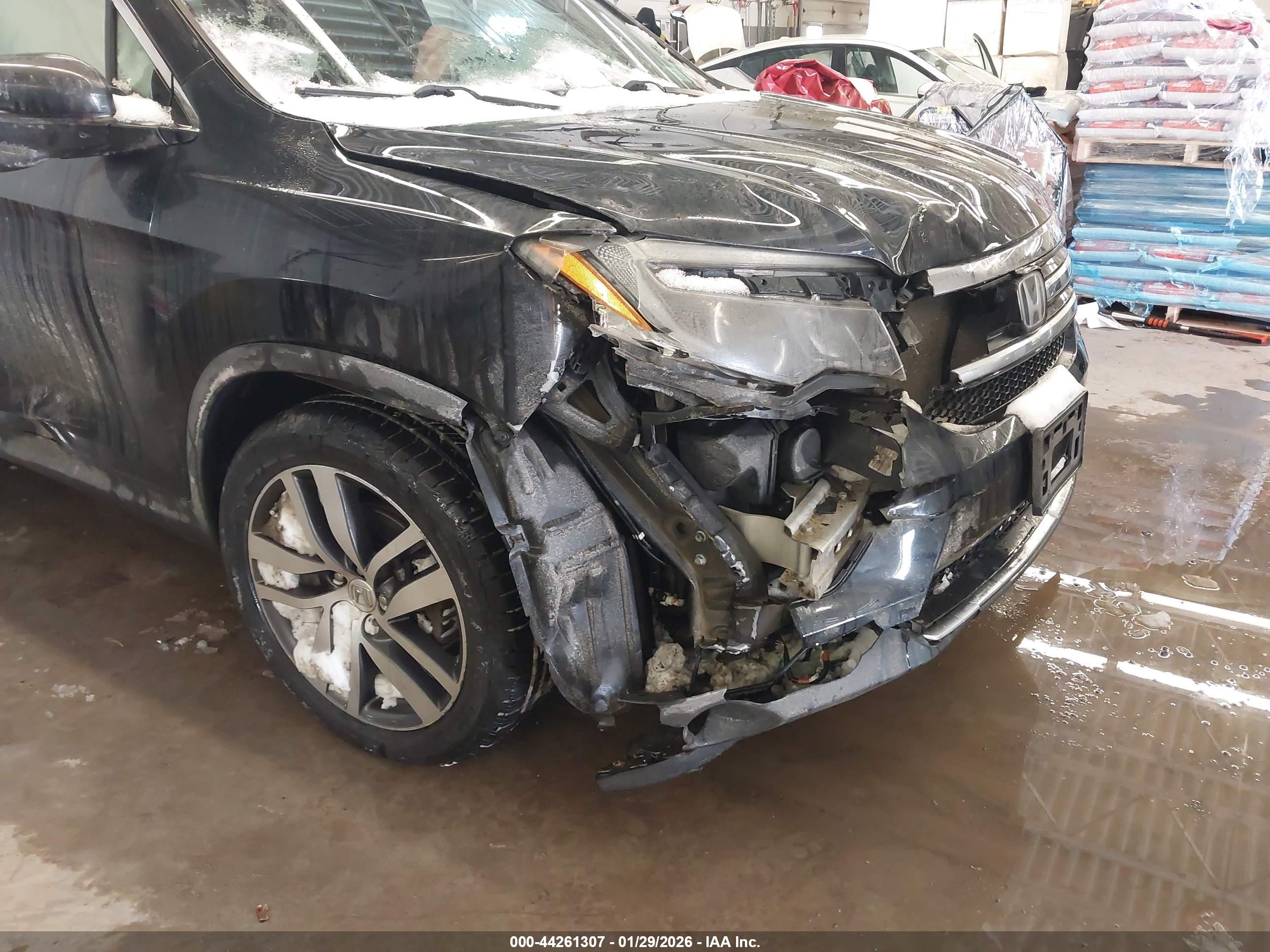 HONDA PILOT image 6