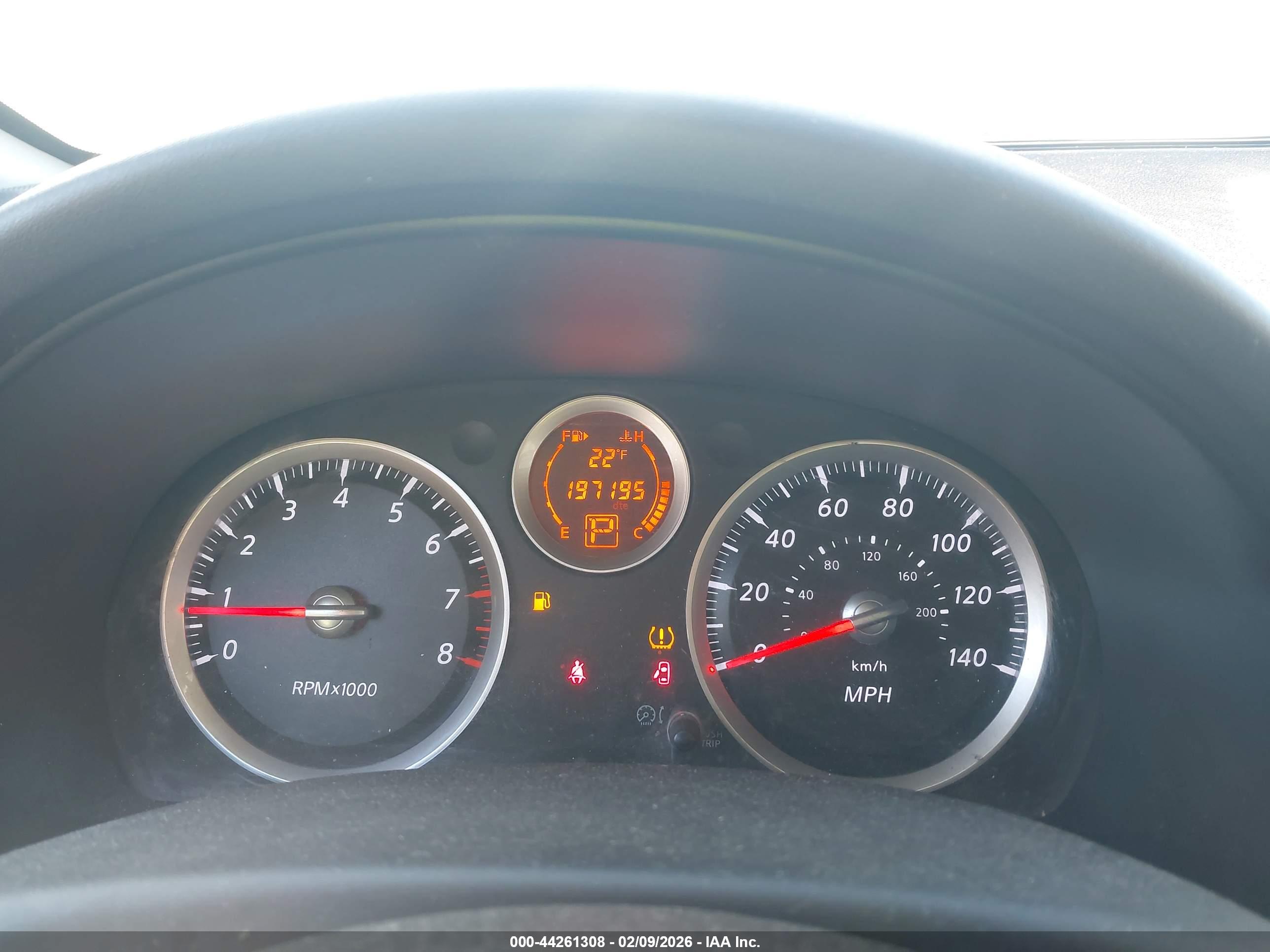 NISSAN SENTRA image 7