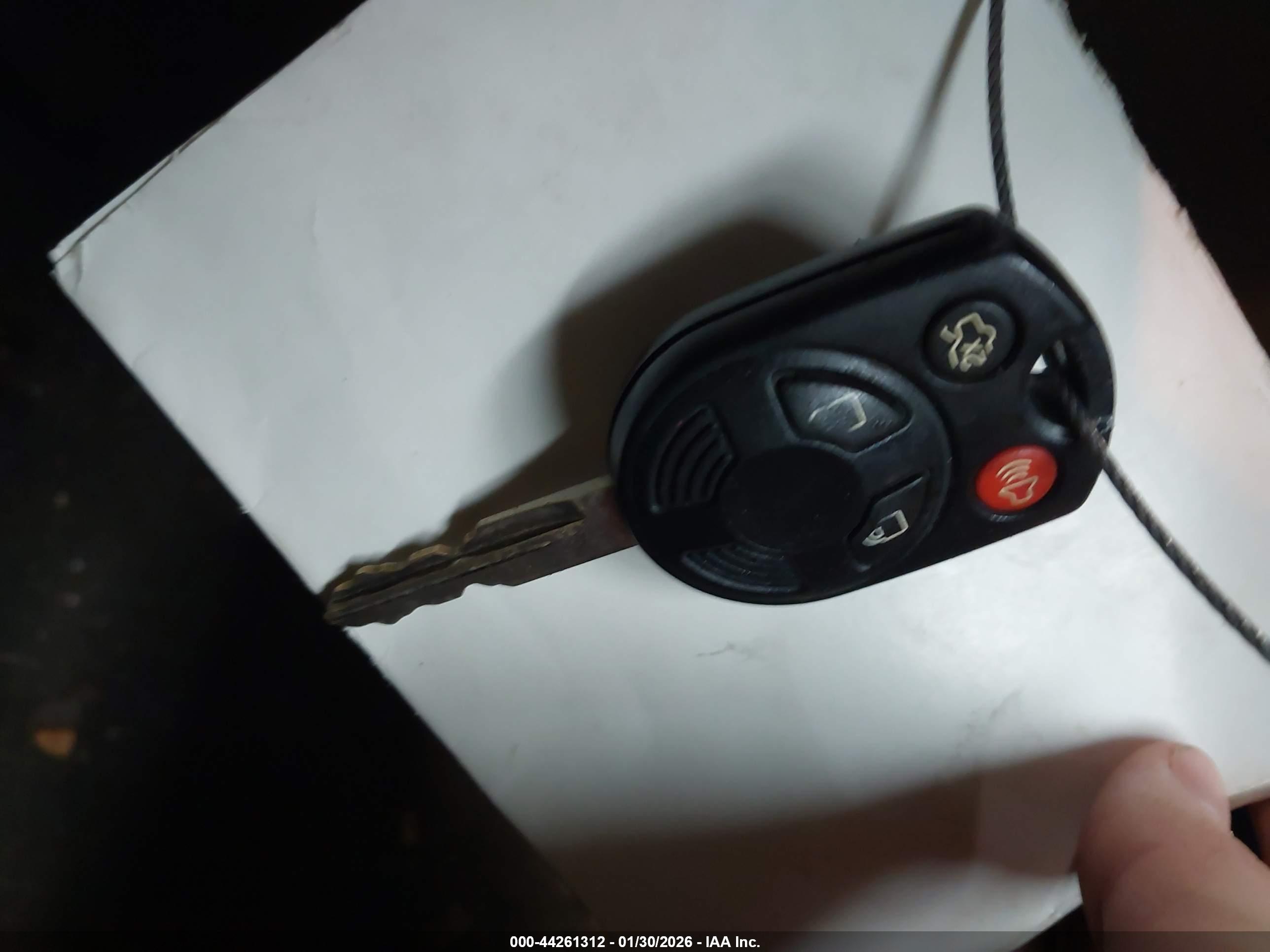 FORD ESCAPE image 11