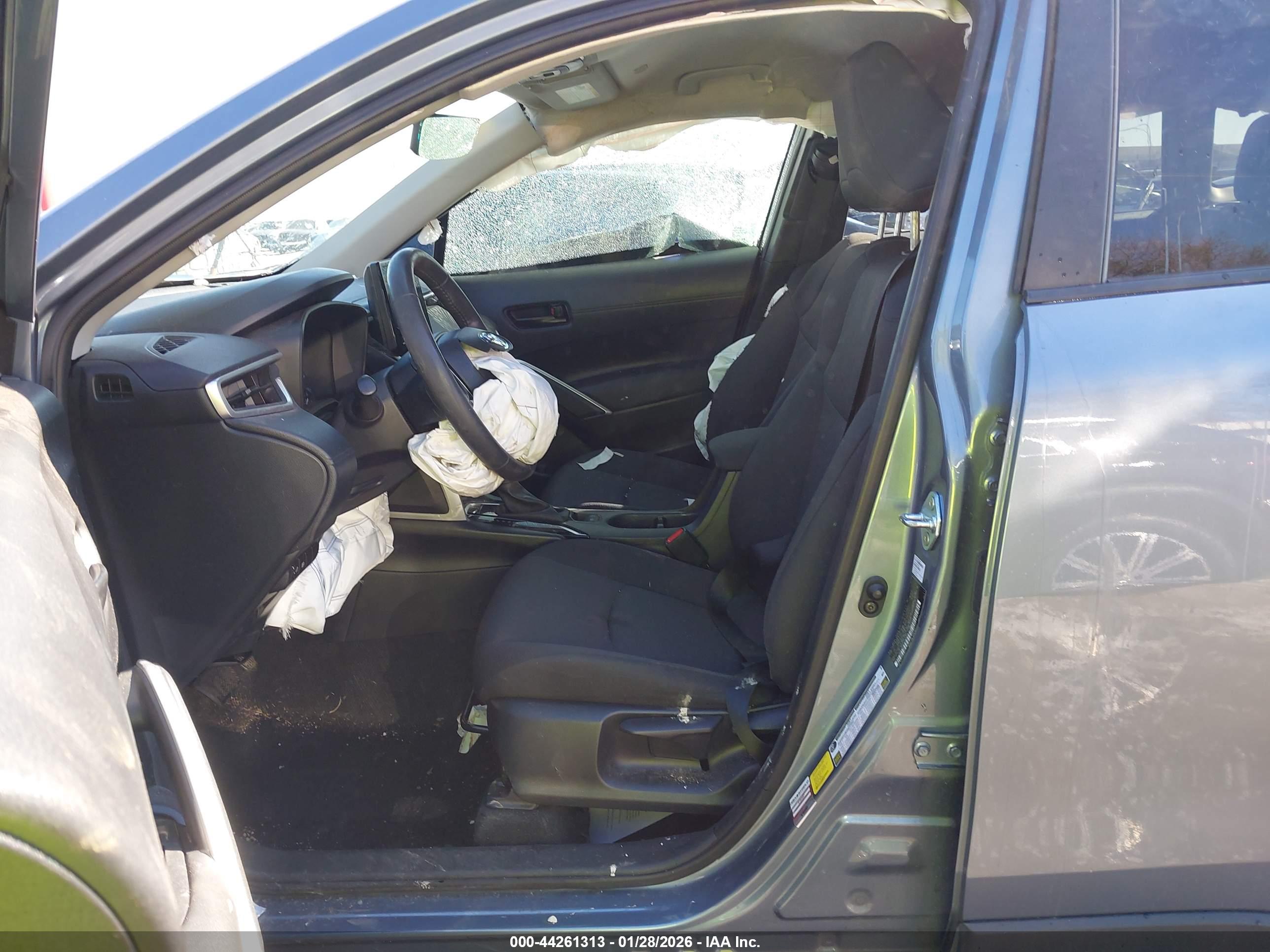 TOYOTA COROLLA image 5