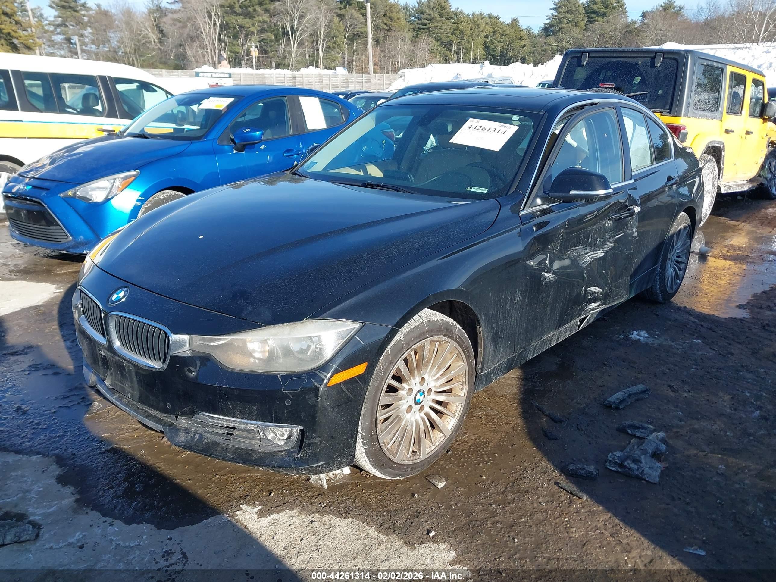 BMW 328I image 2