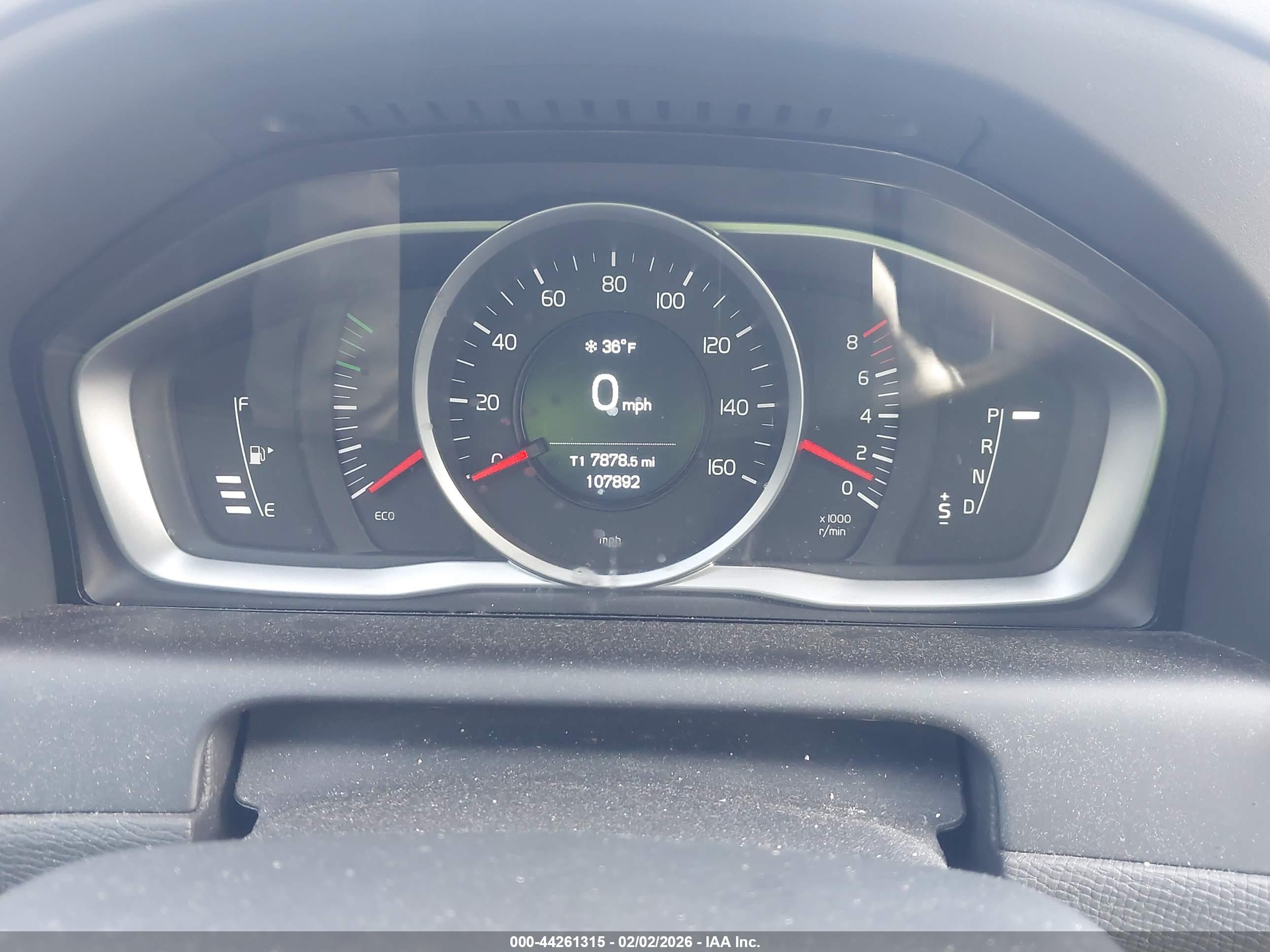 VOLVO XC60 image 7