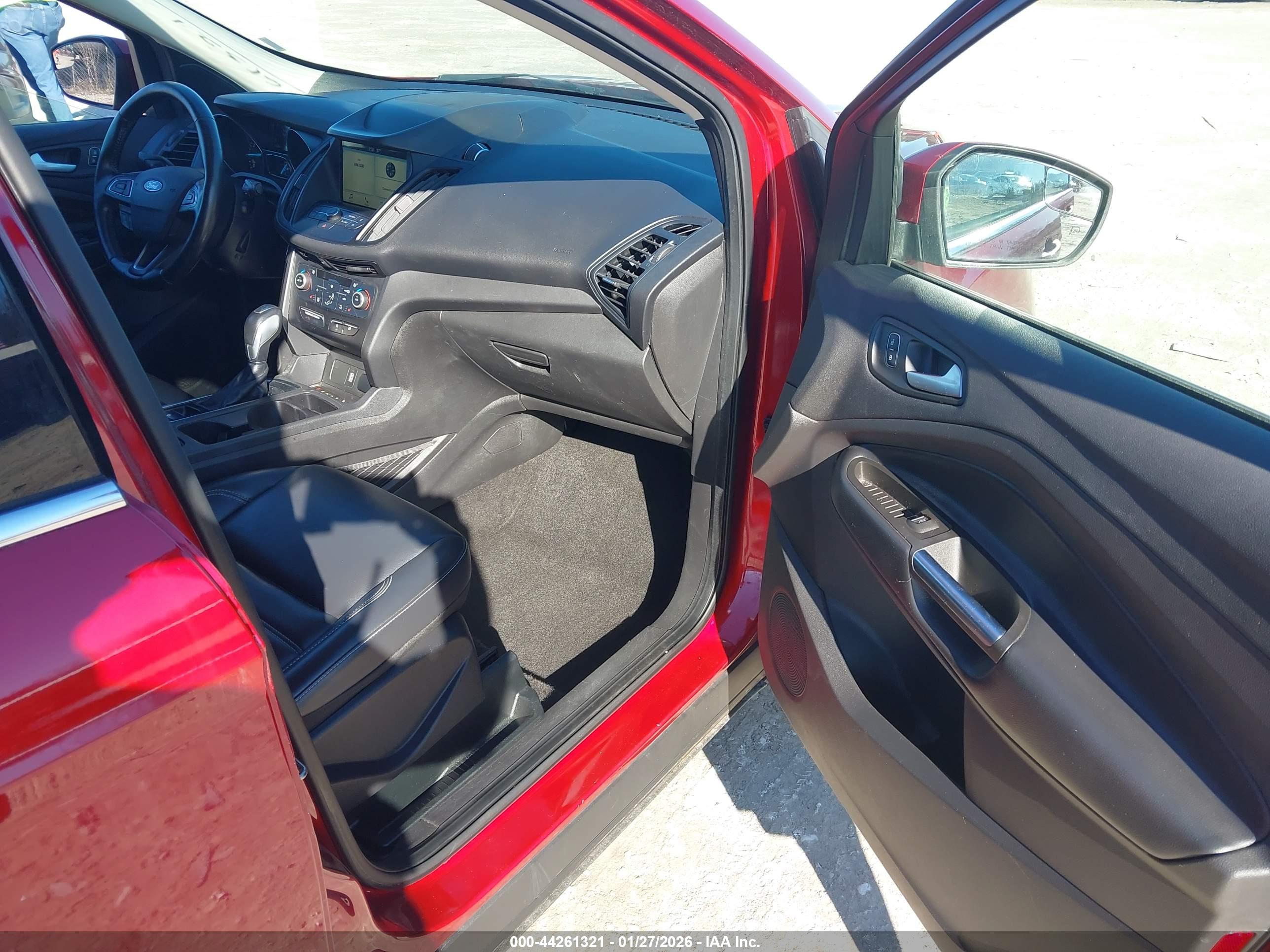FORD ESCAPE image 5