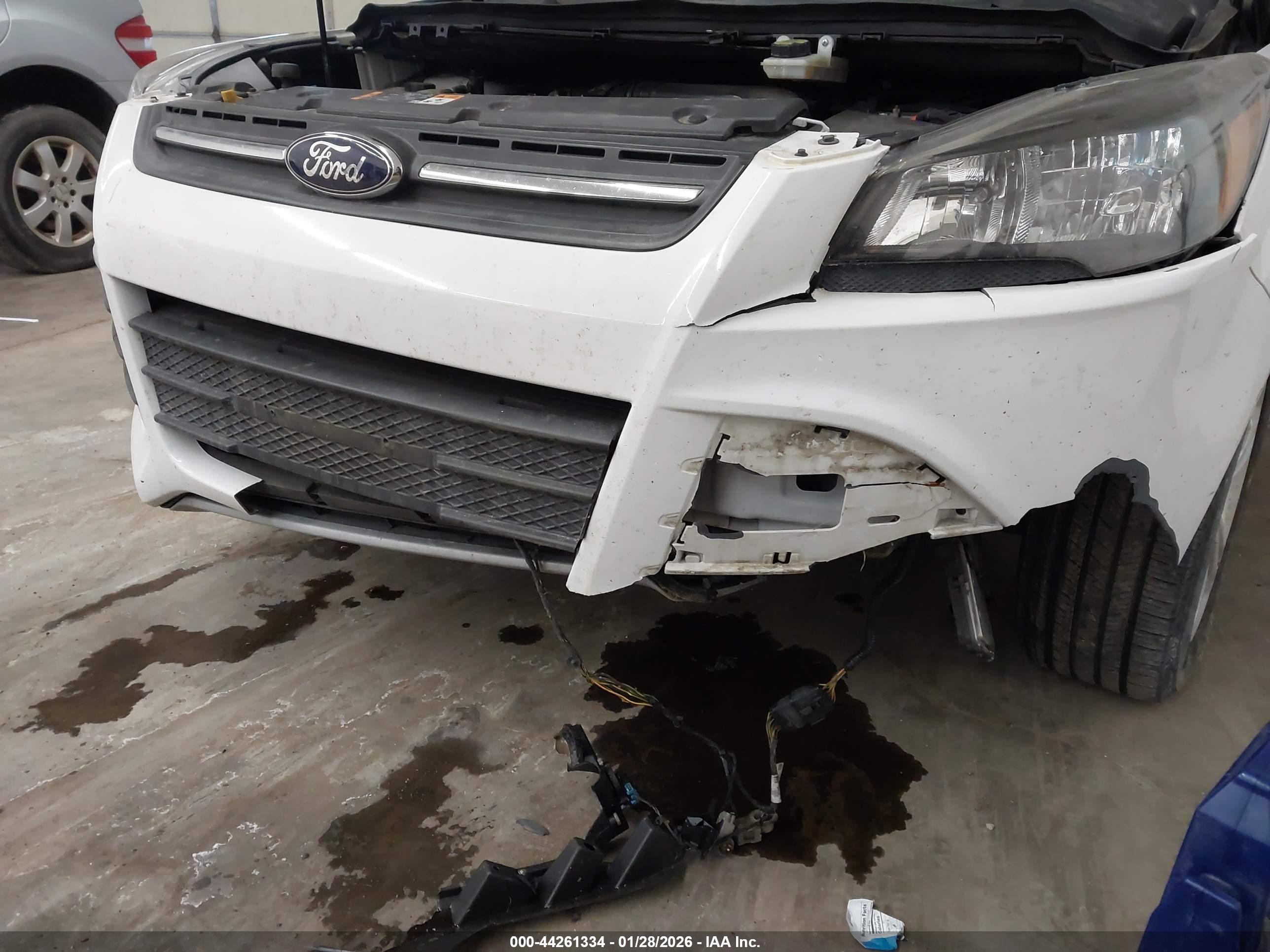 FORD ESCAPE image 6