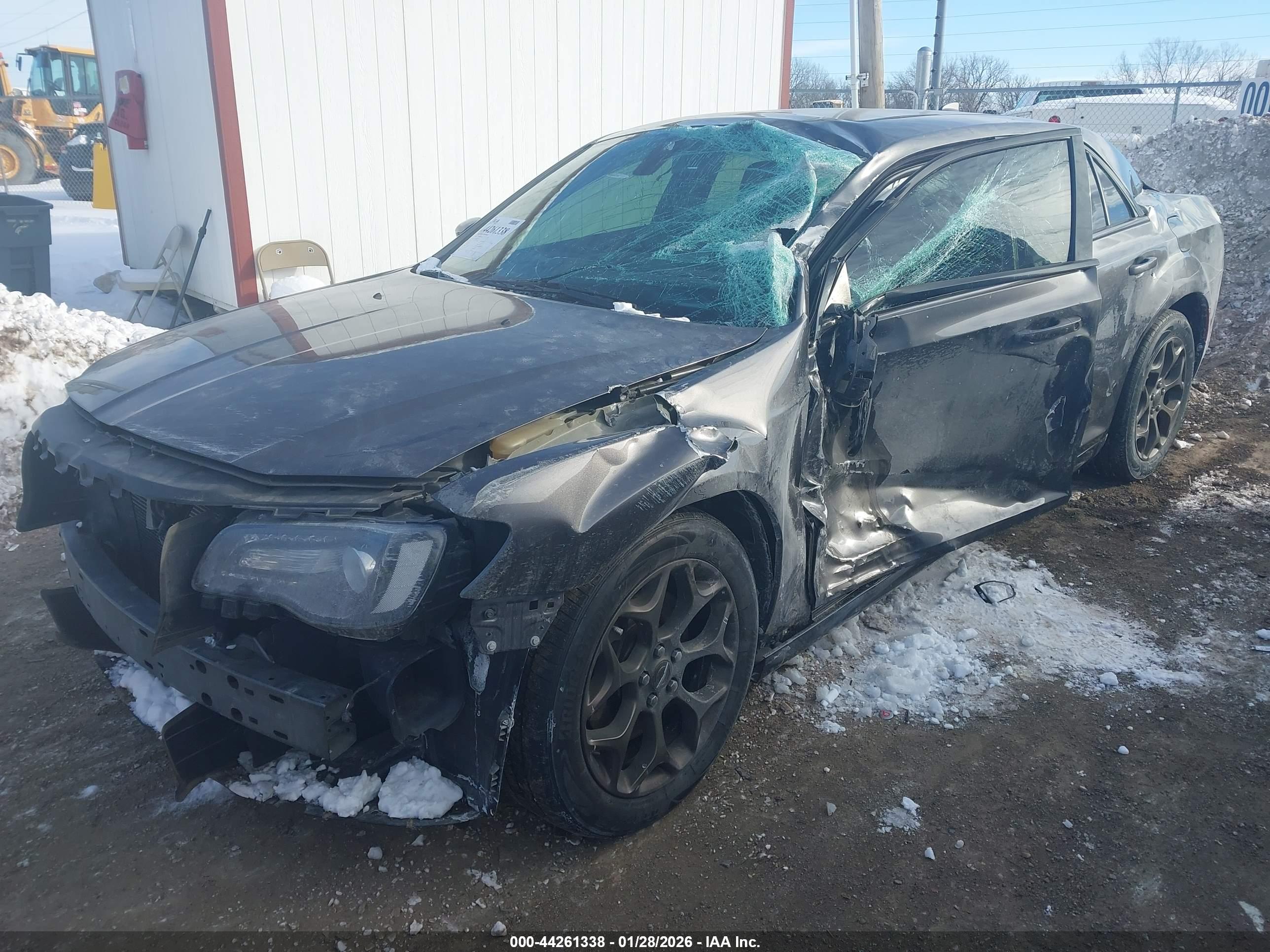 CHRYSLER 300 image 6