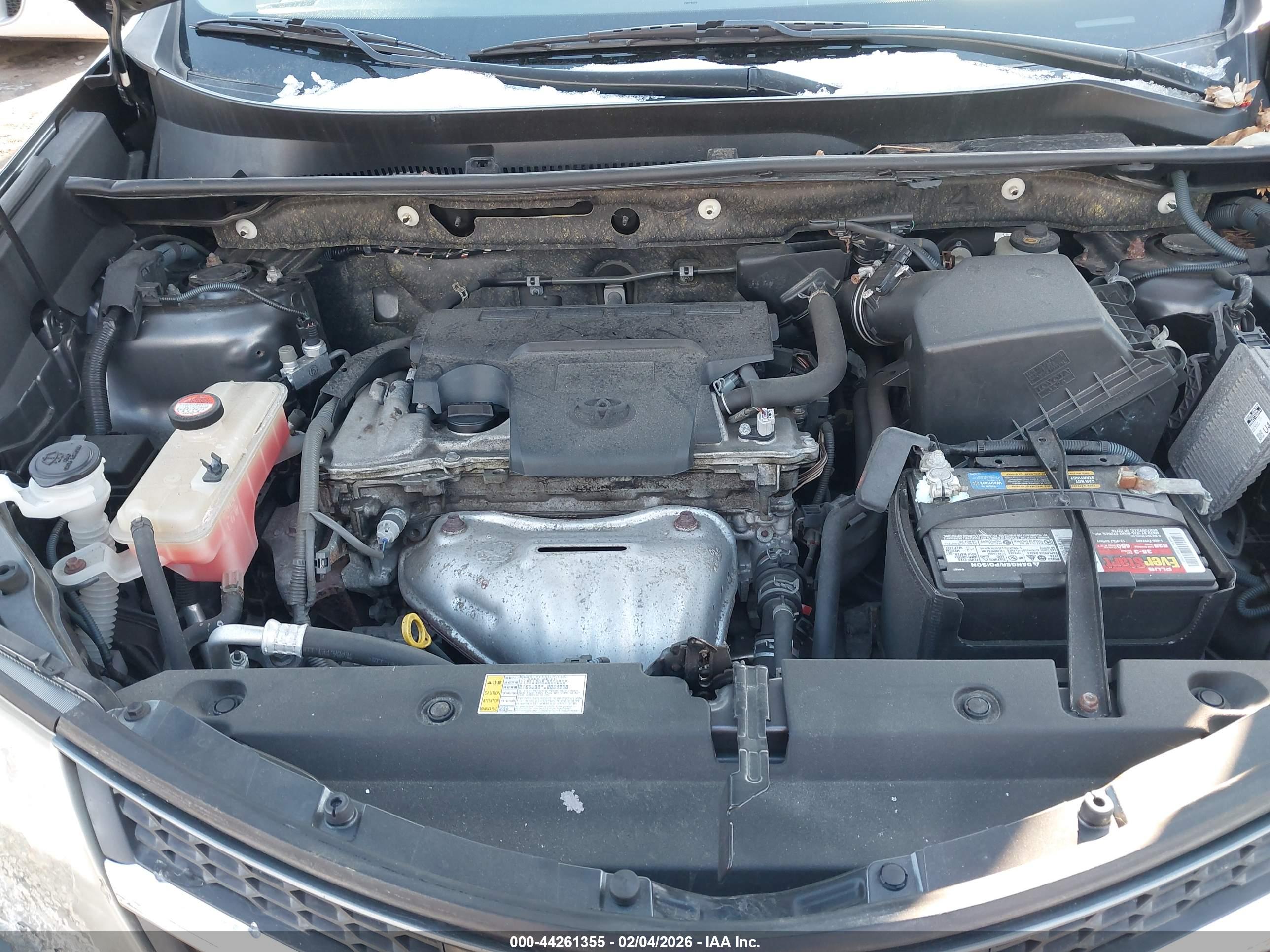 TOYOTA RAV4 image 10