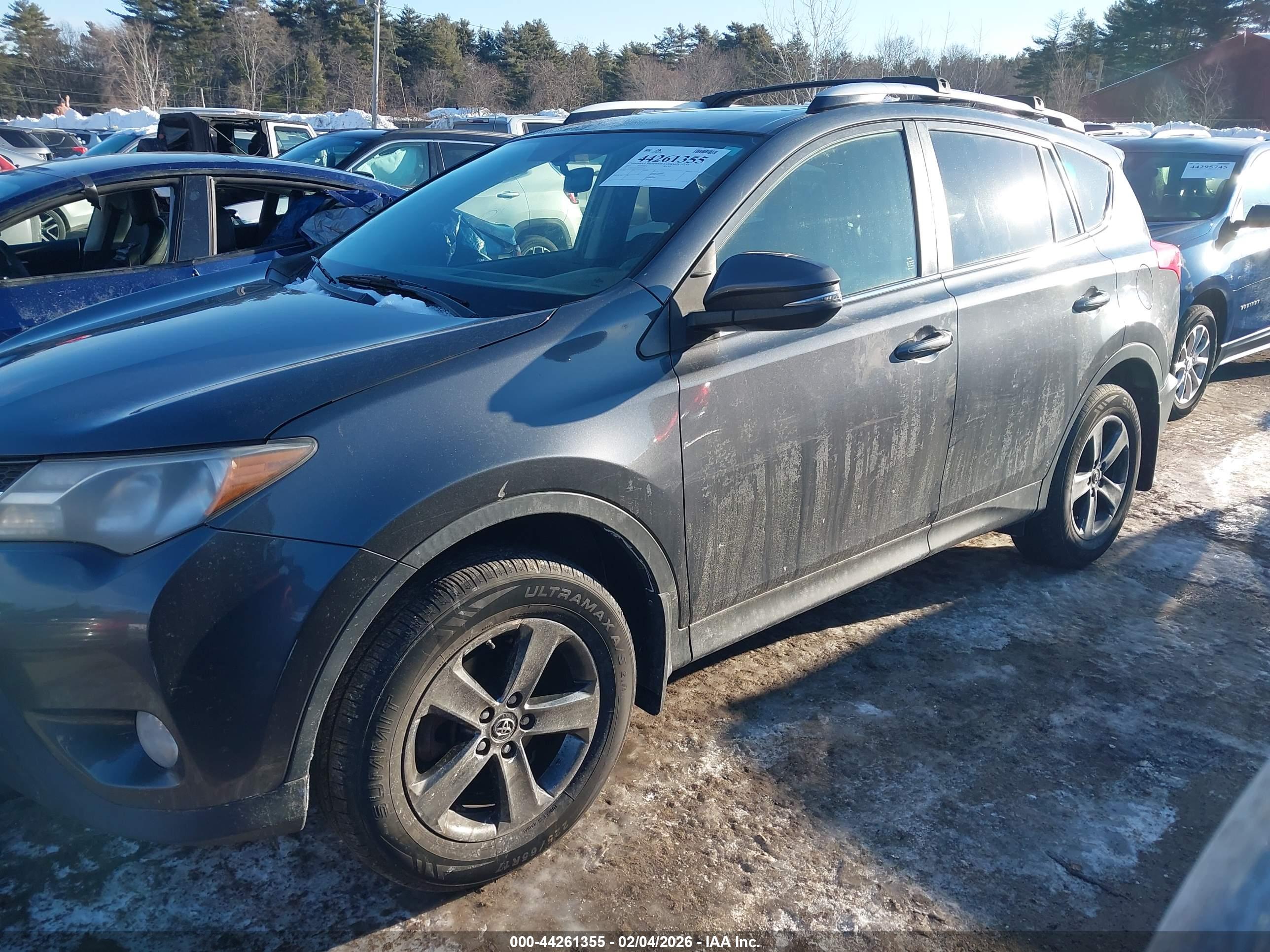 TOYOTA RAV4 image 2