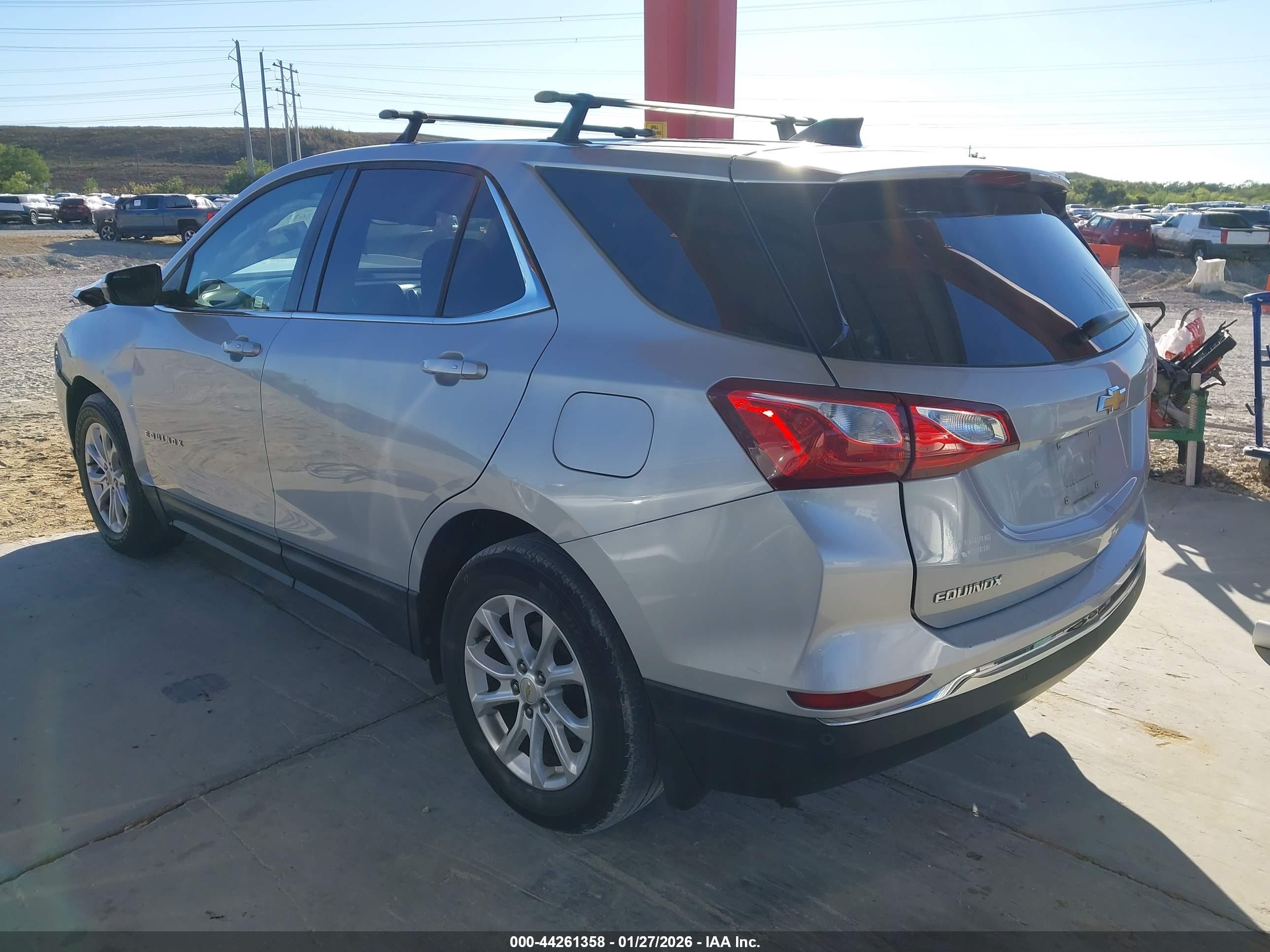 CHEVROLET EQUINOX image 3