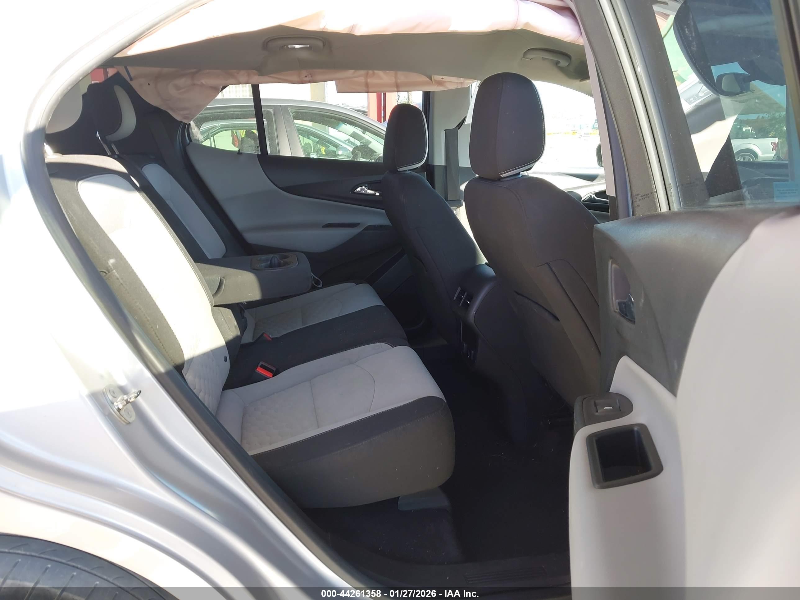 CHEVROLET EQUINOX image 8