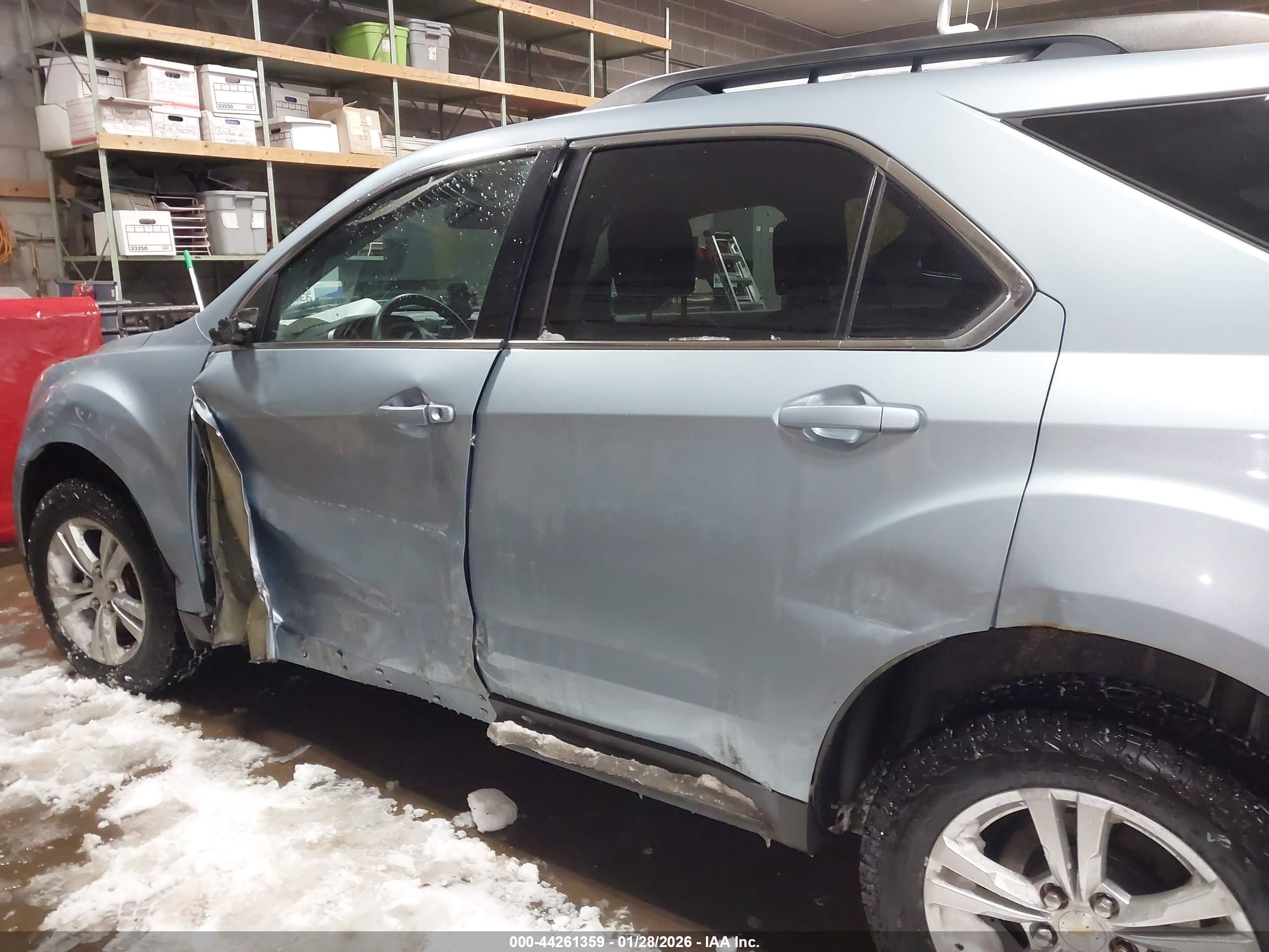 CHEVROLET EQUINOX image 6
