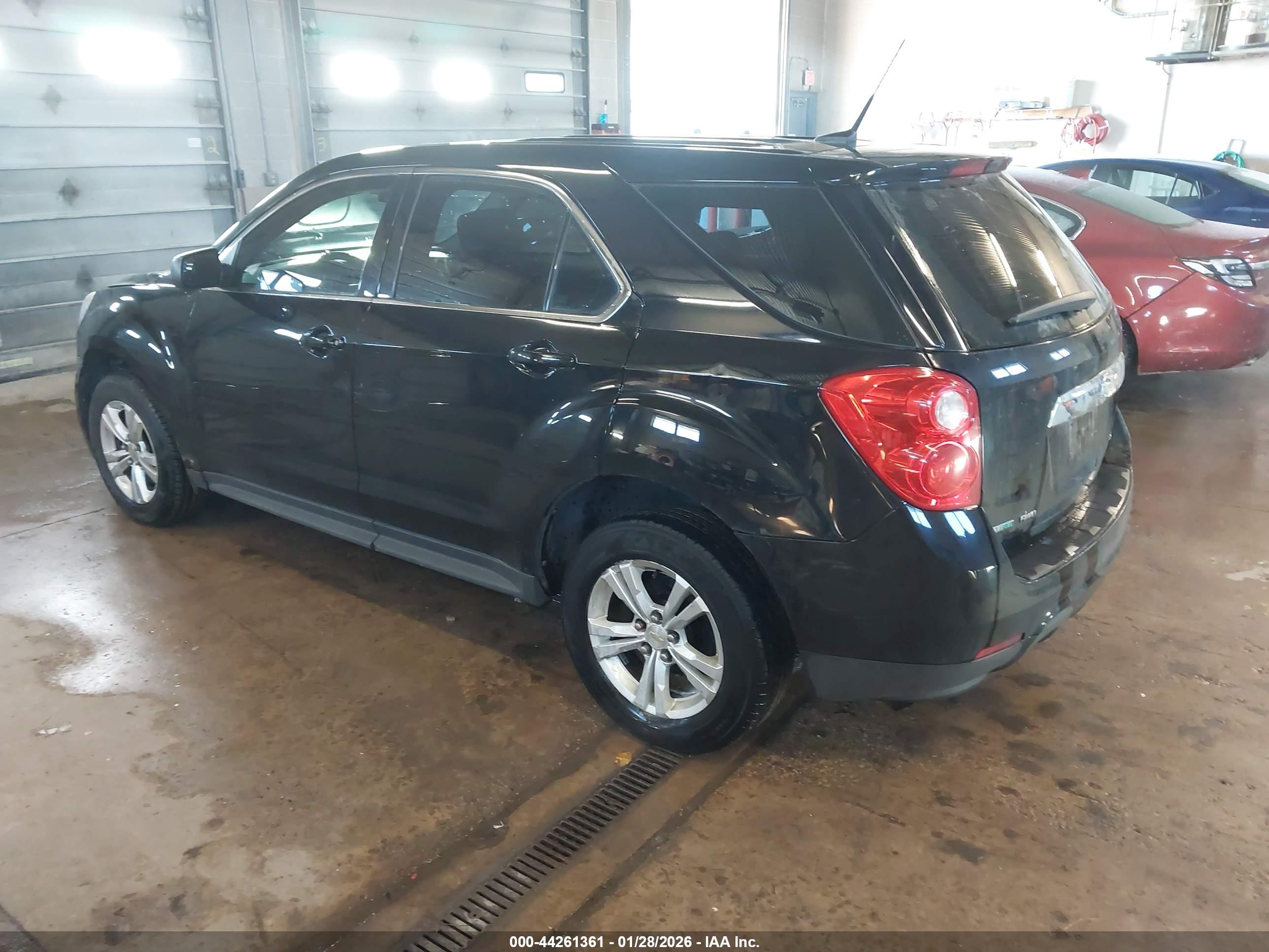 CHEVROLET EQUINOX image 3