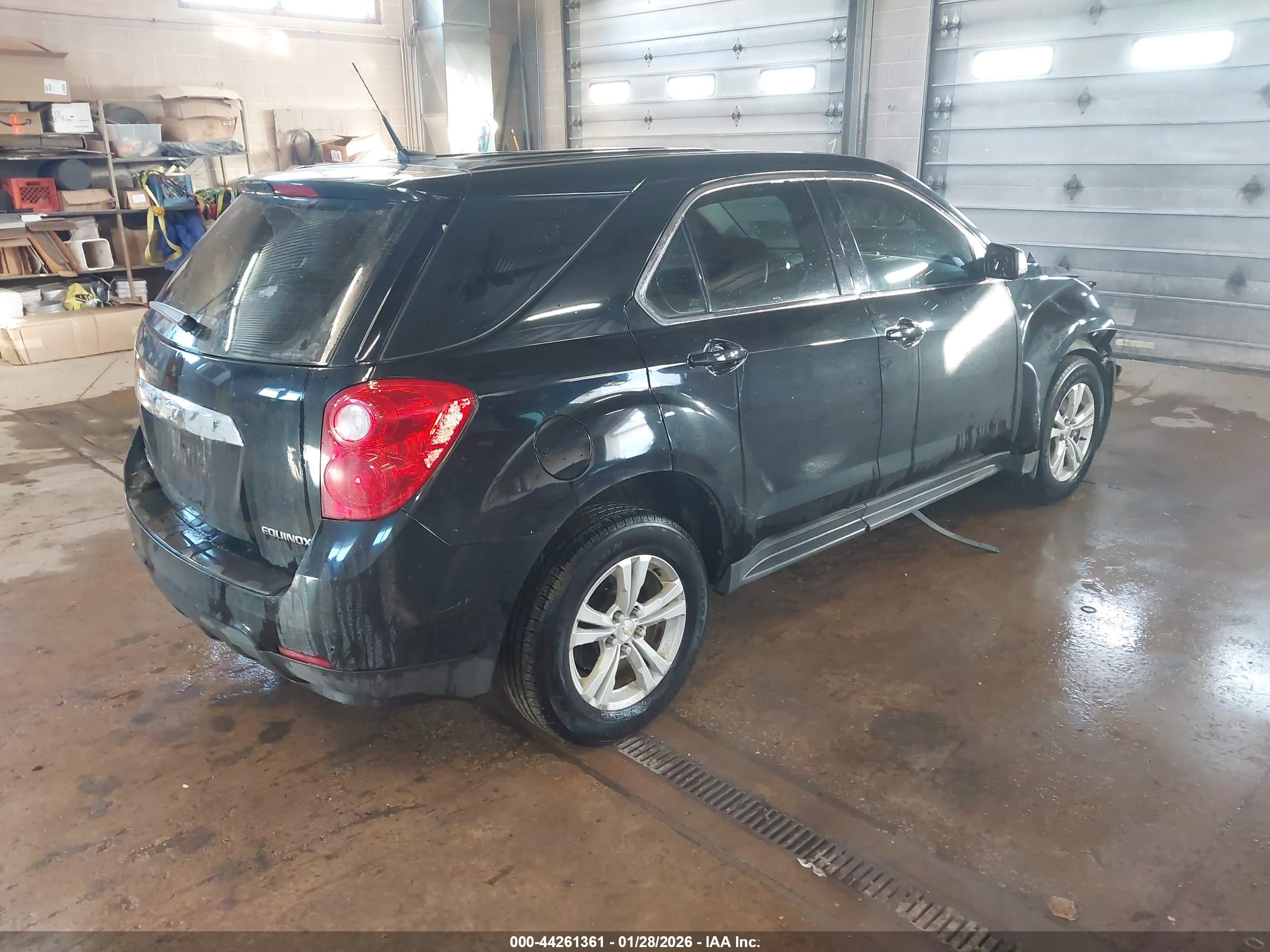 CHEVROLET EQUINOX image 4