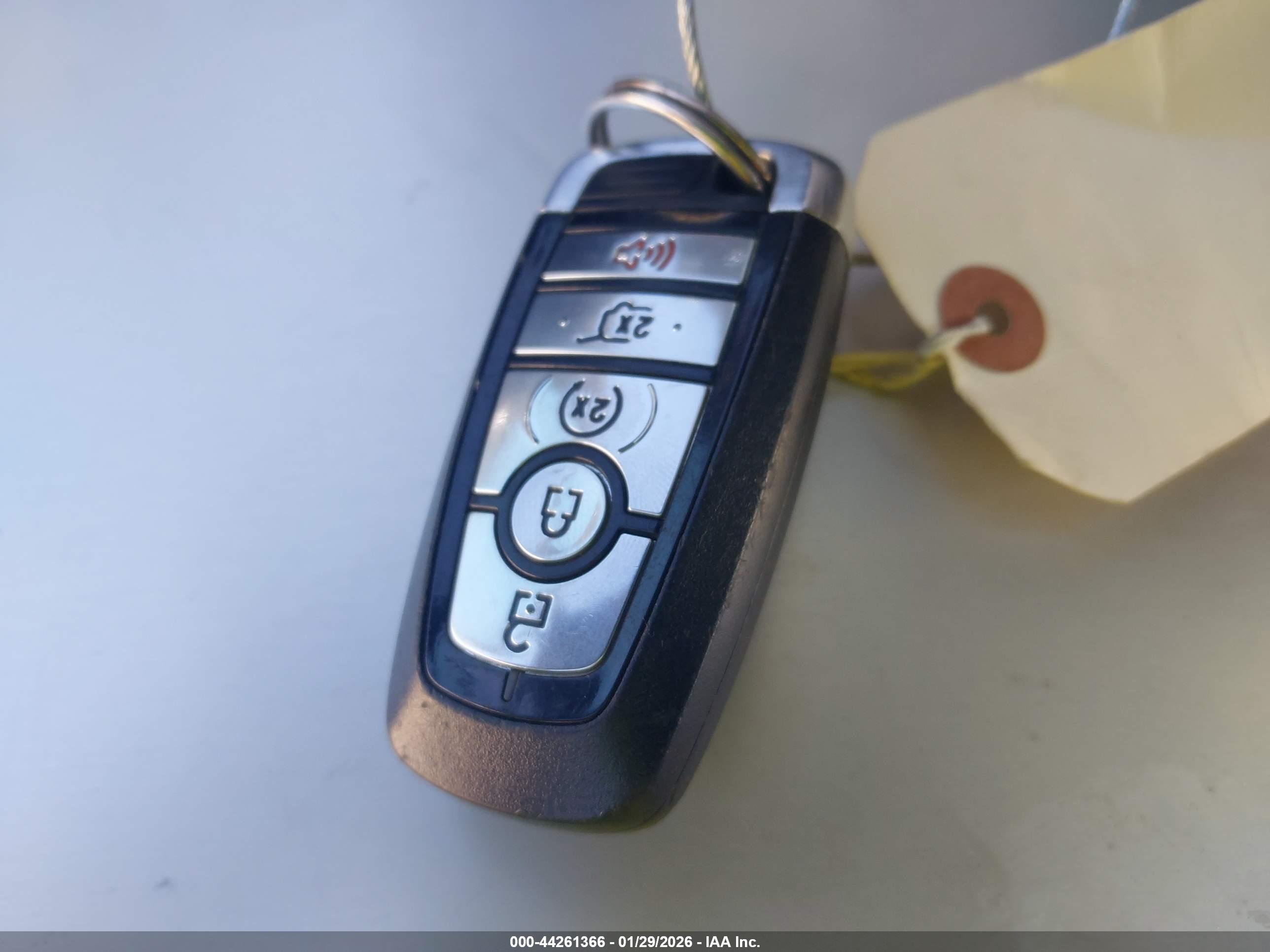 FORD EXPLORER image 11