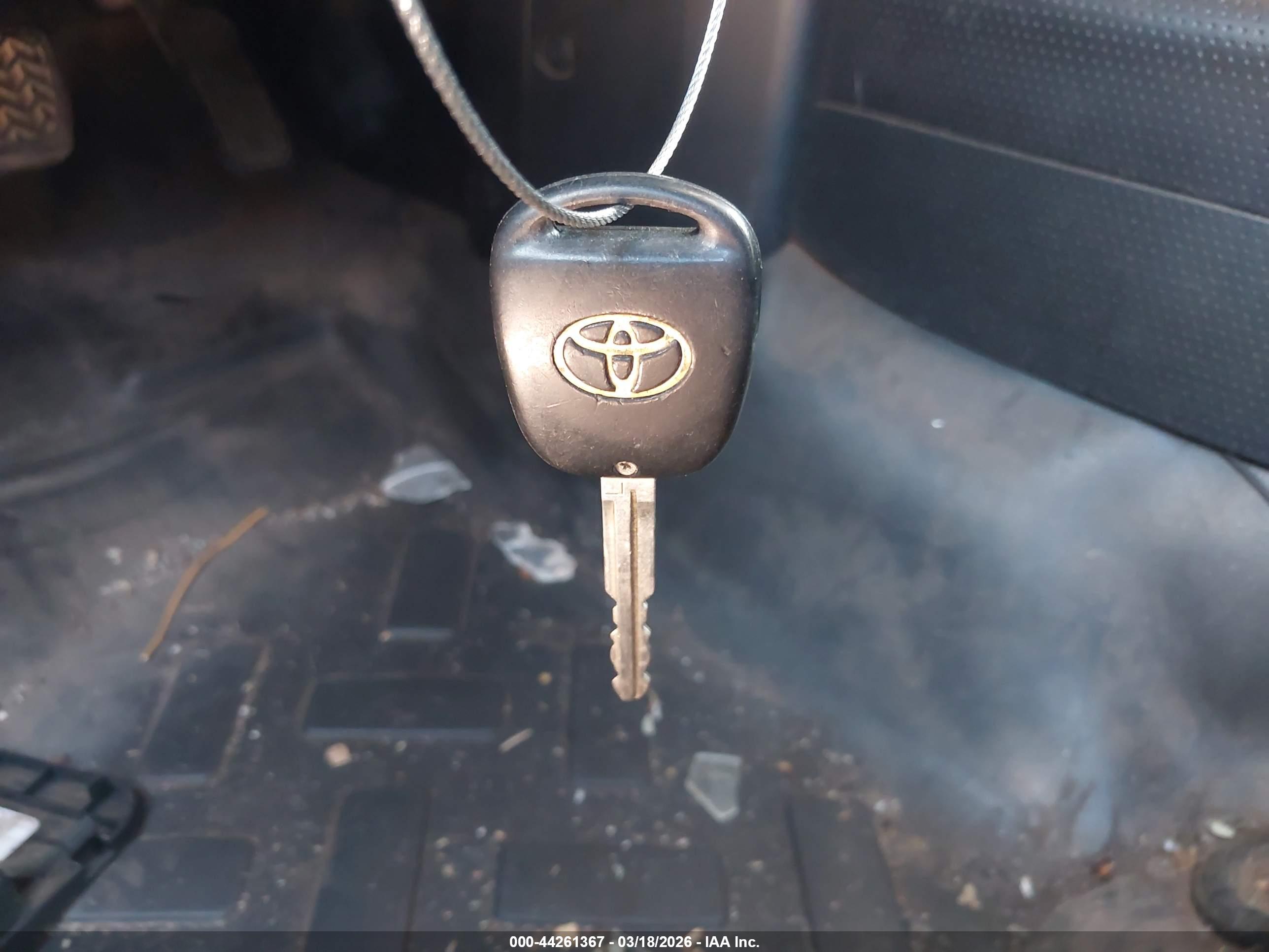 TOYOTA FJ image 11