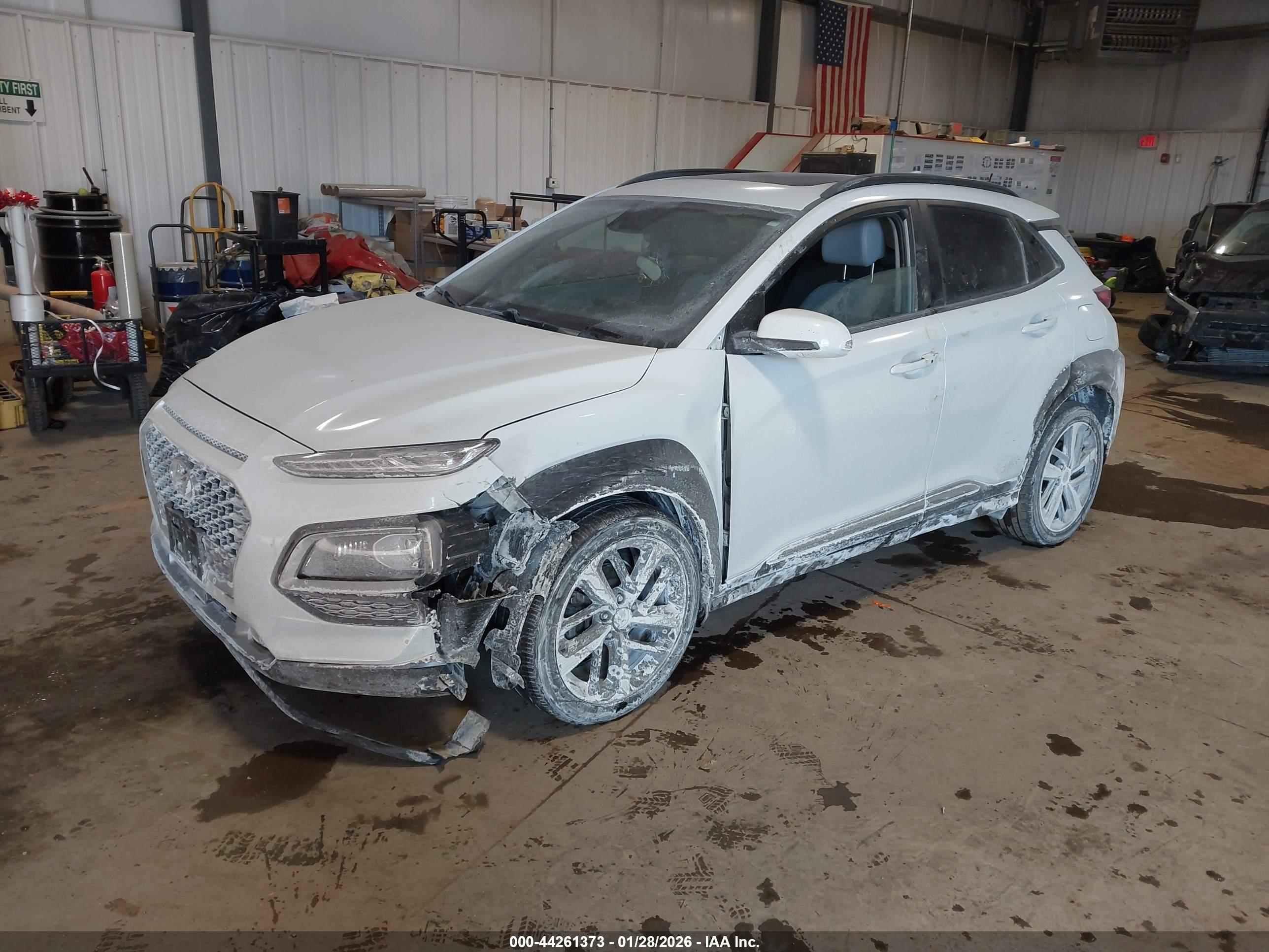 HYUNDAI KONA image 2