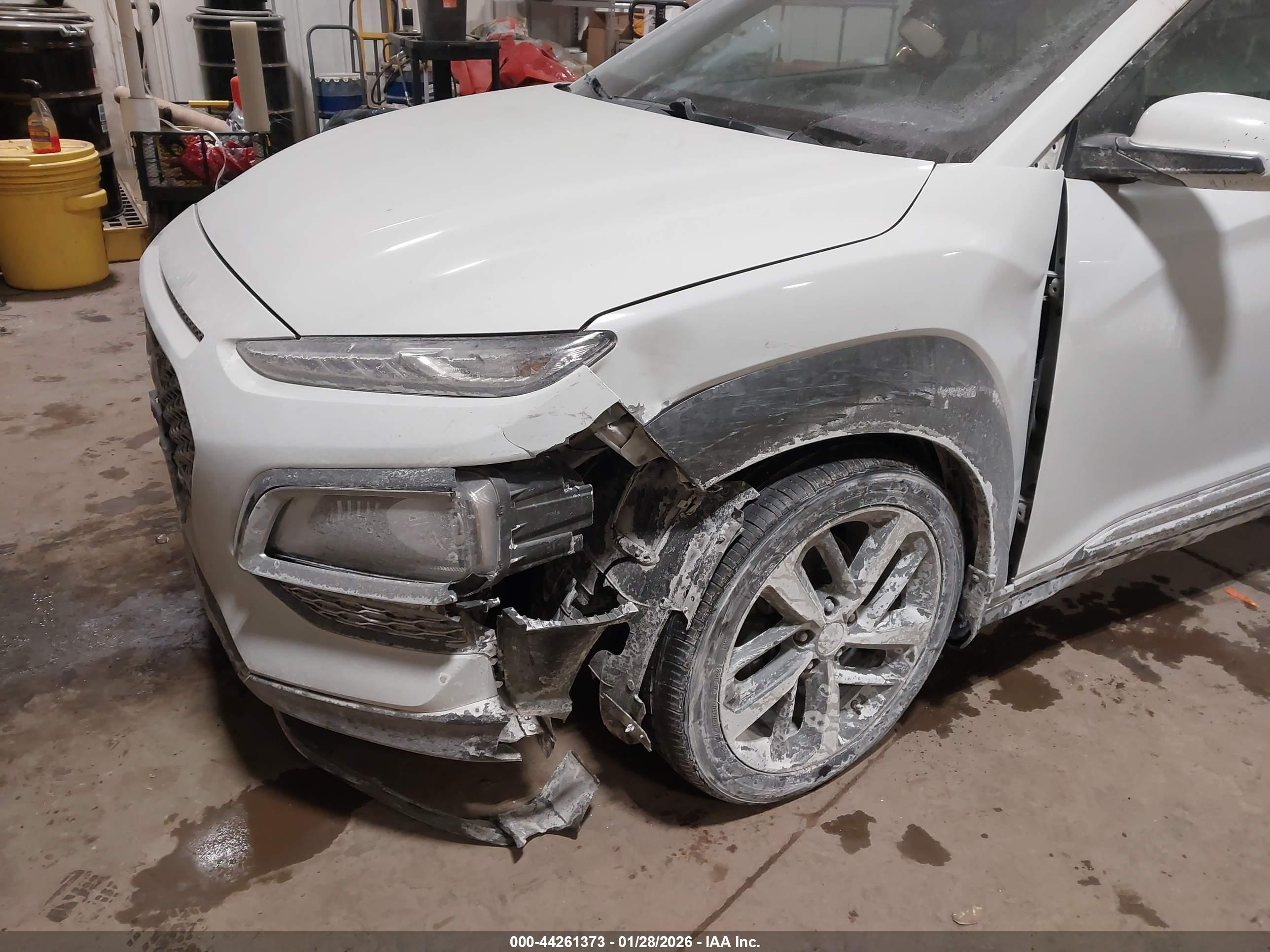 HYUNDAI KONA image 6