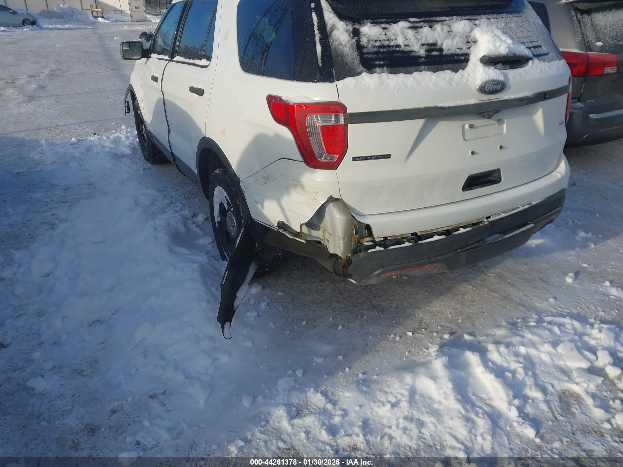 FORD UTILITY image 6