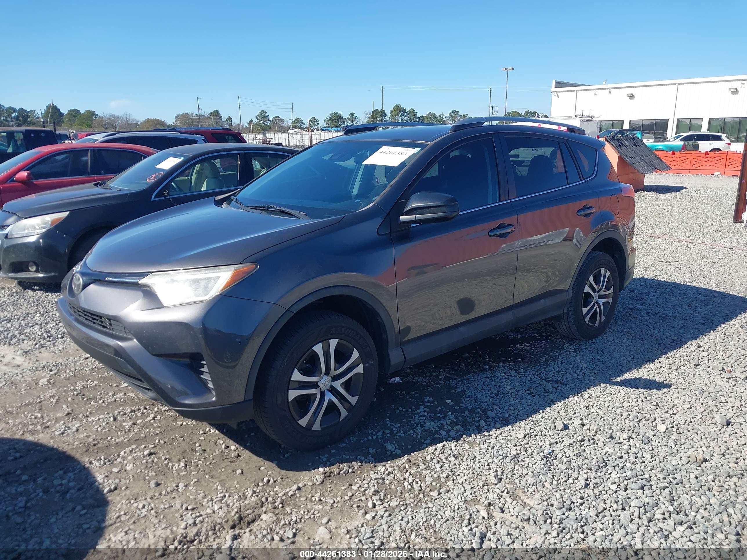 TOYOTA RAV4 image 2