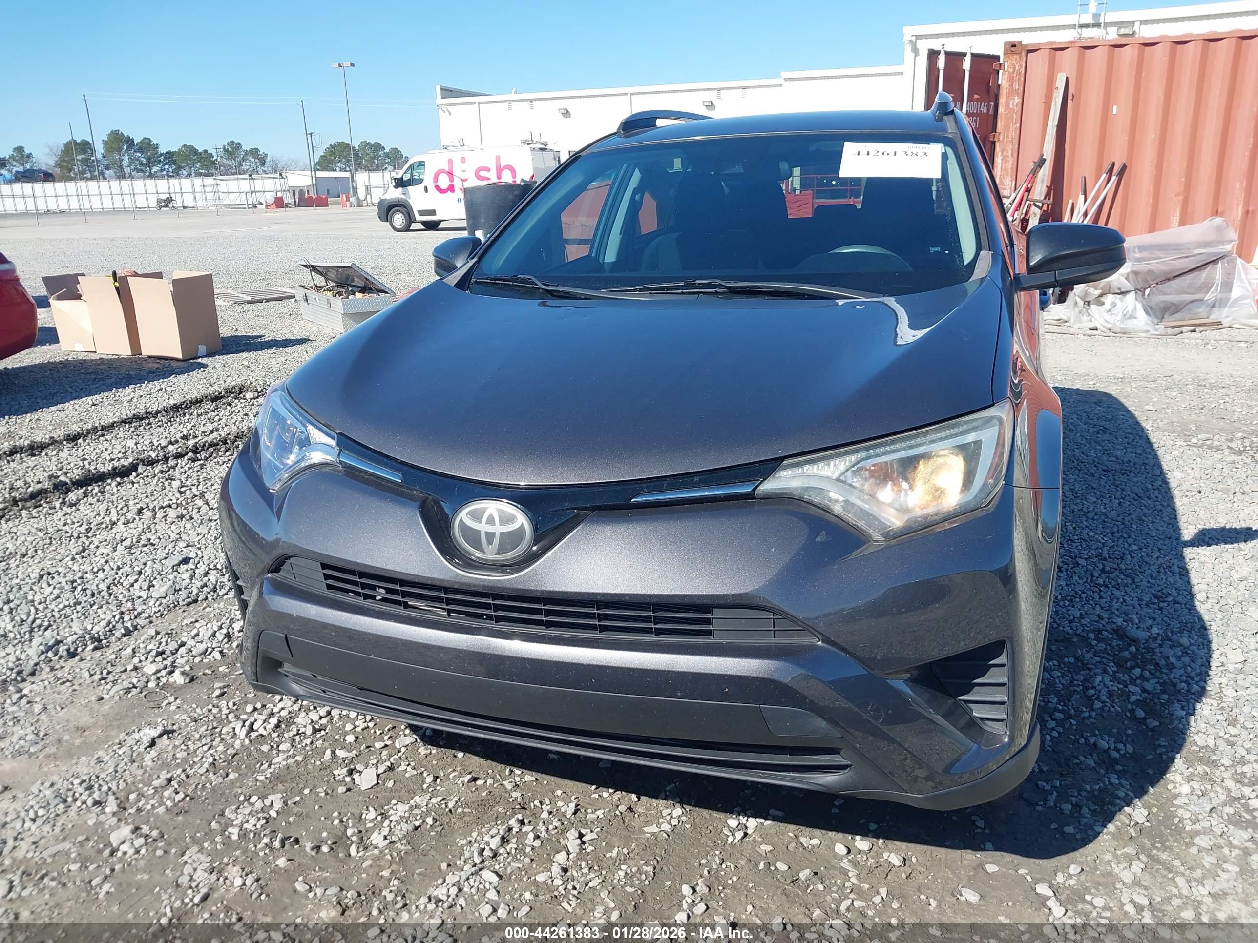 TOYOTA RAV4 image 6