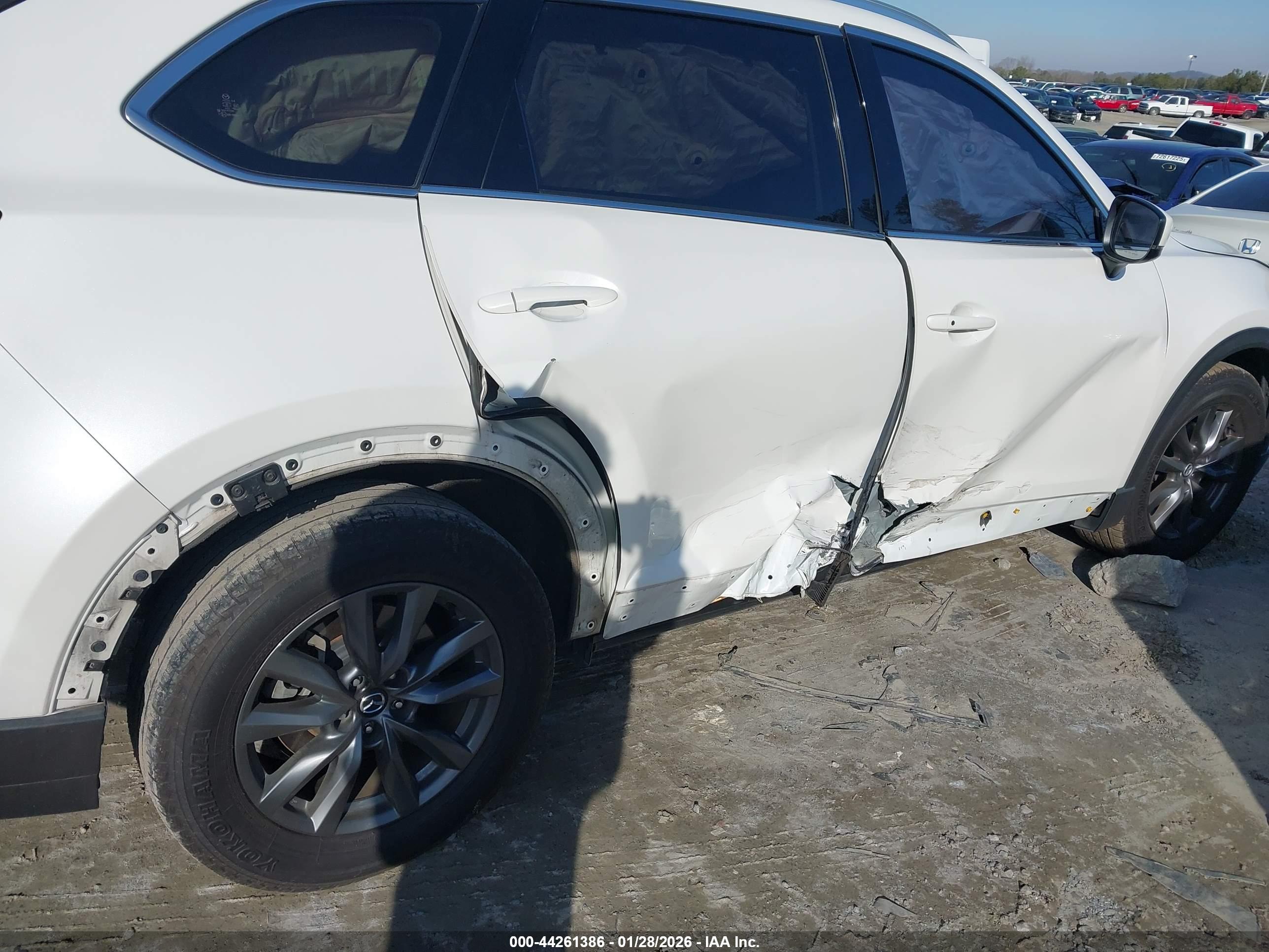 MAZDA CX-9 image 6