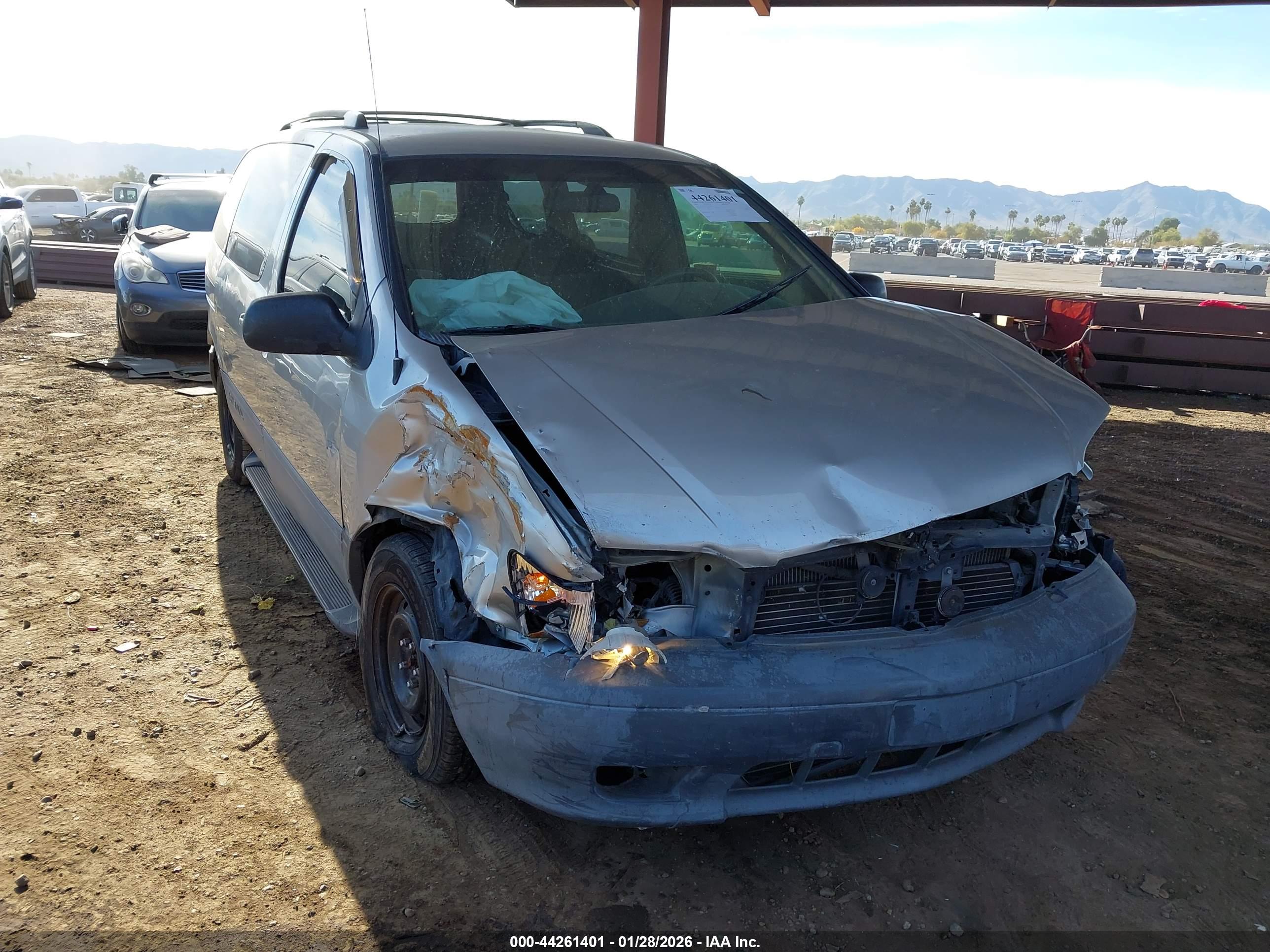 TOYOTA SIENNA image 6