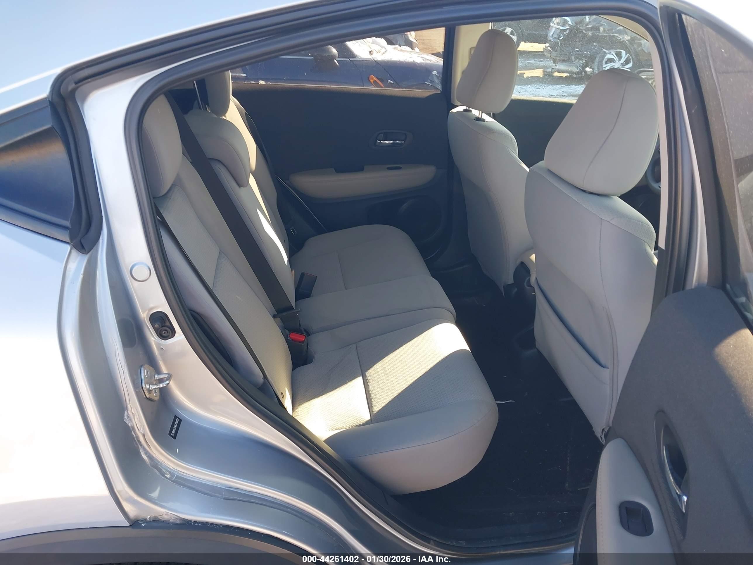 HONDA HR-V image 8