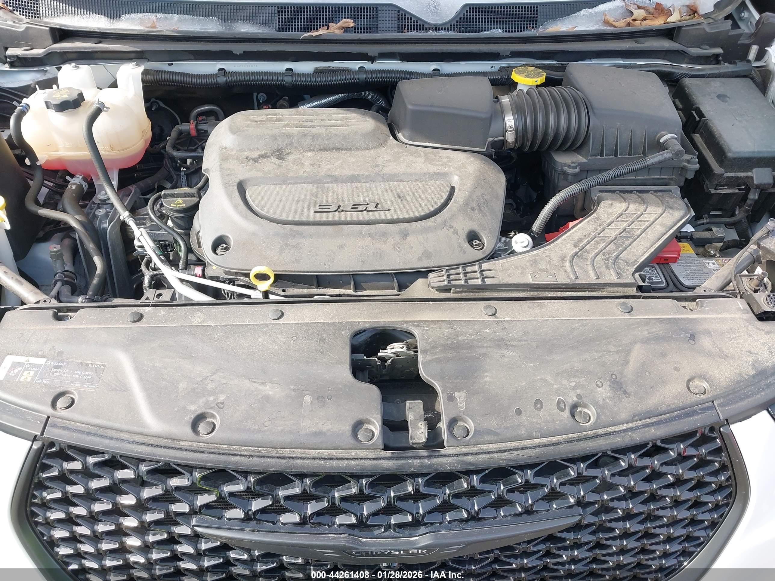 CHRYSLER PACIFICA image 10