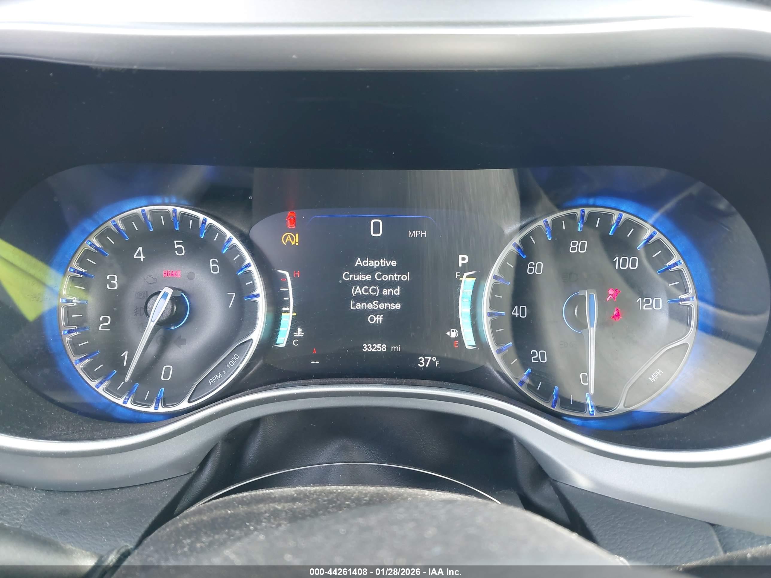 CHRYSLER PACIFICA image 7