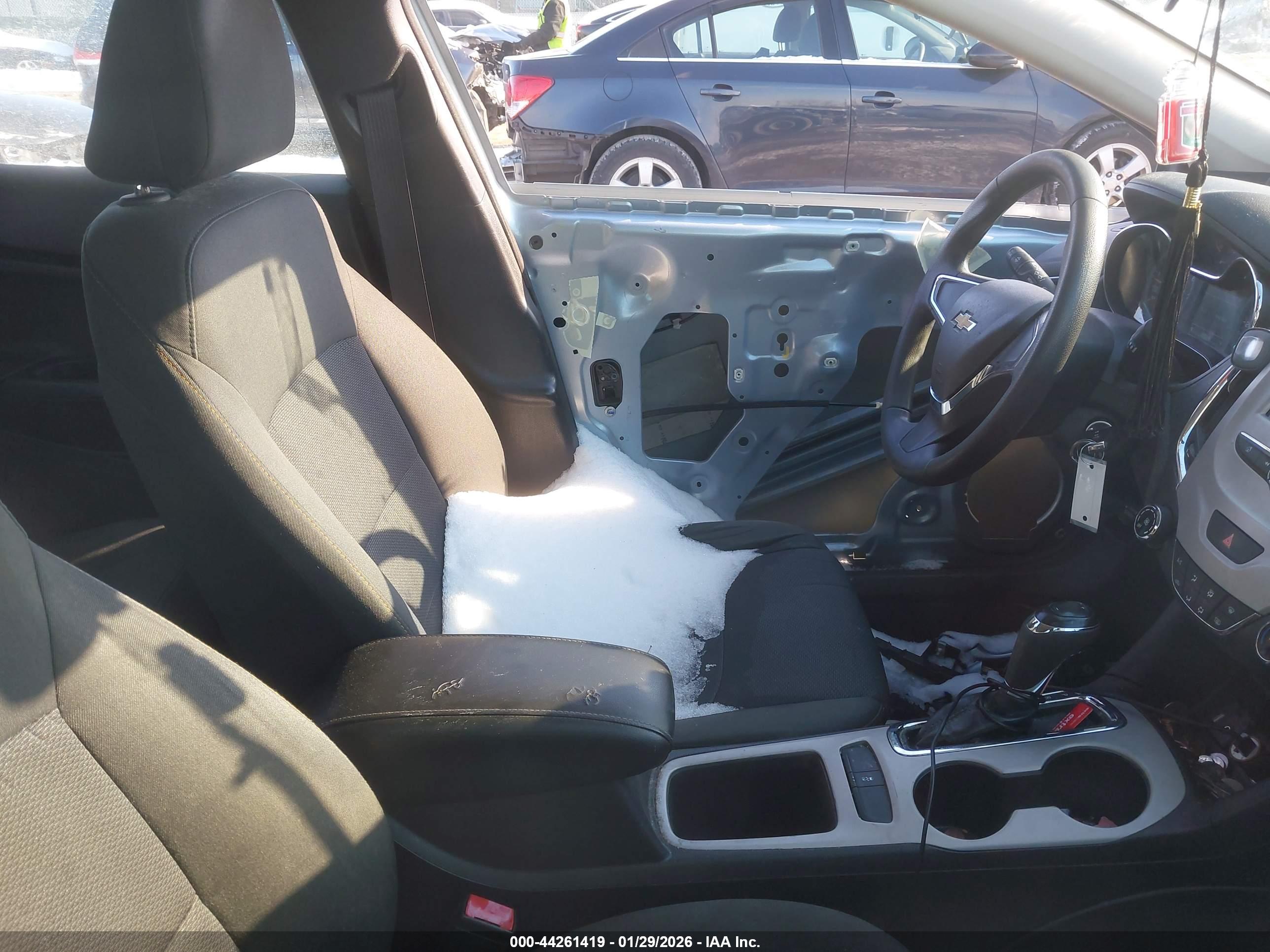 CHEVROLET CRUZE image 5