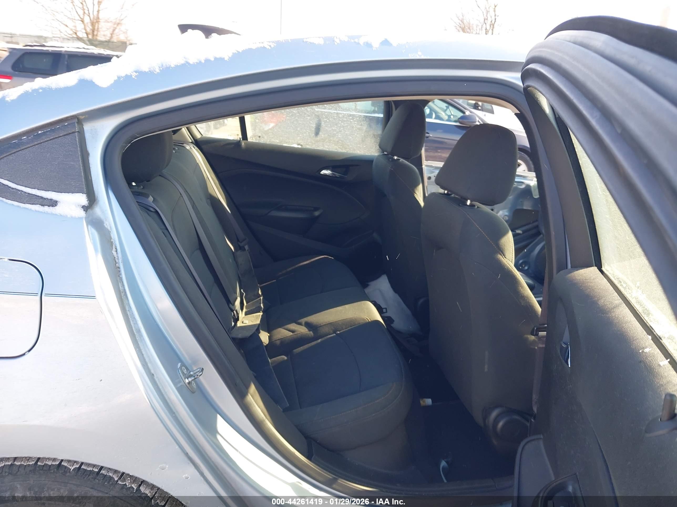 CHEVROLET CRUZE image 8