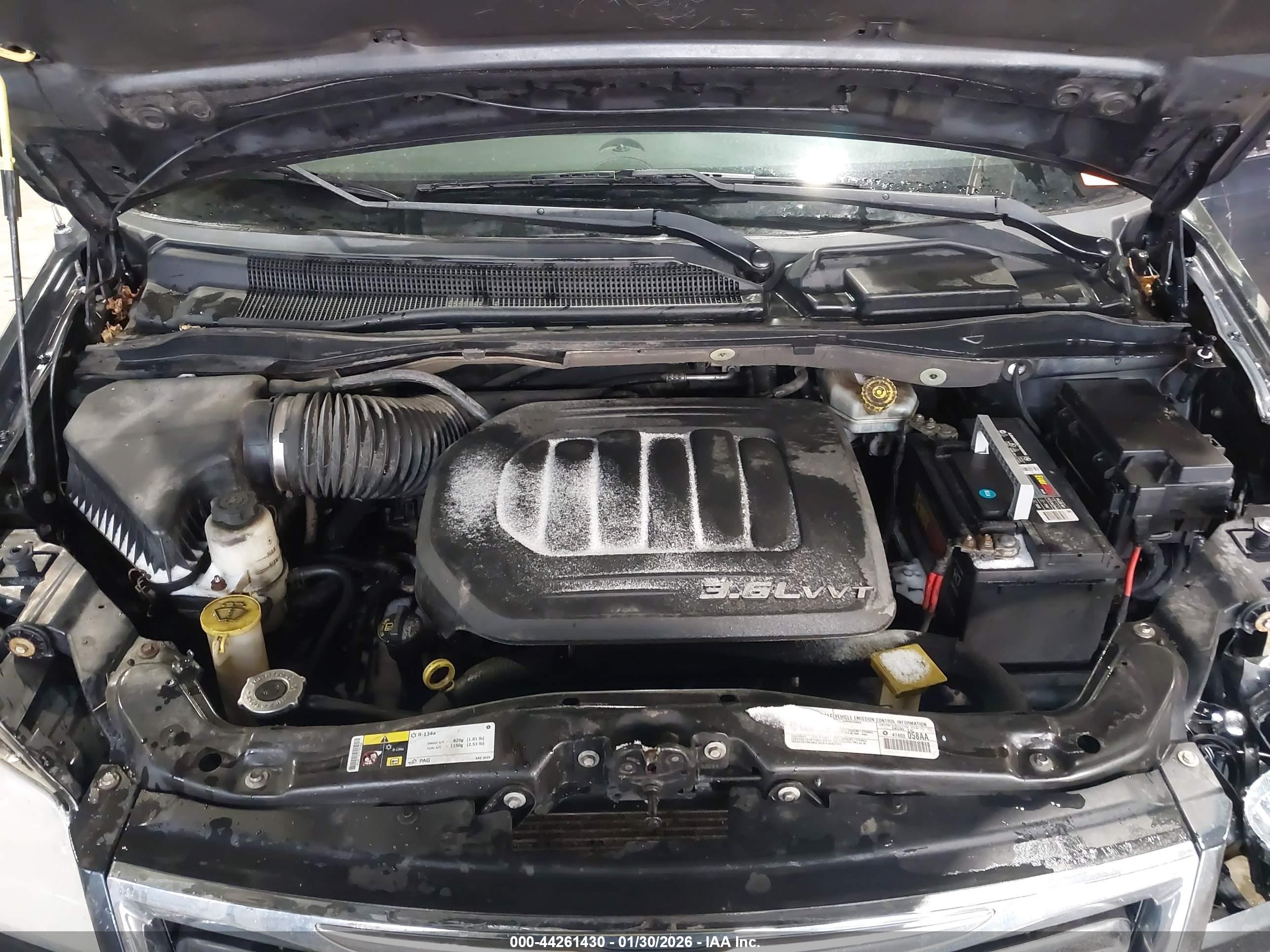 CHRYSLER TOWN image 10