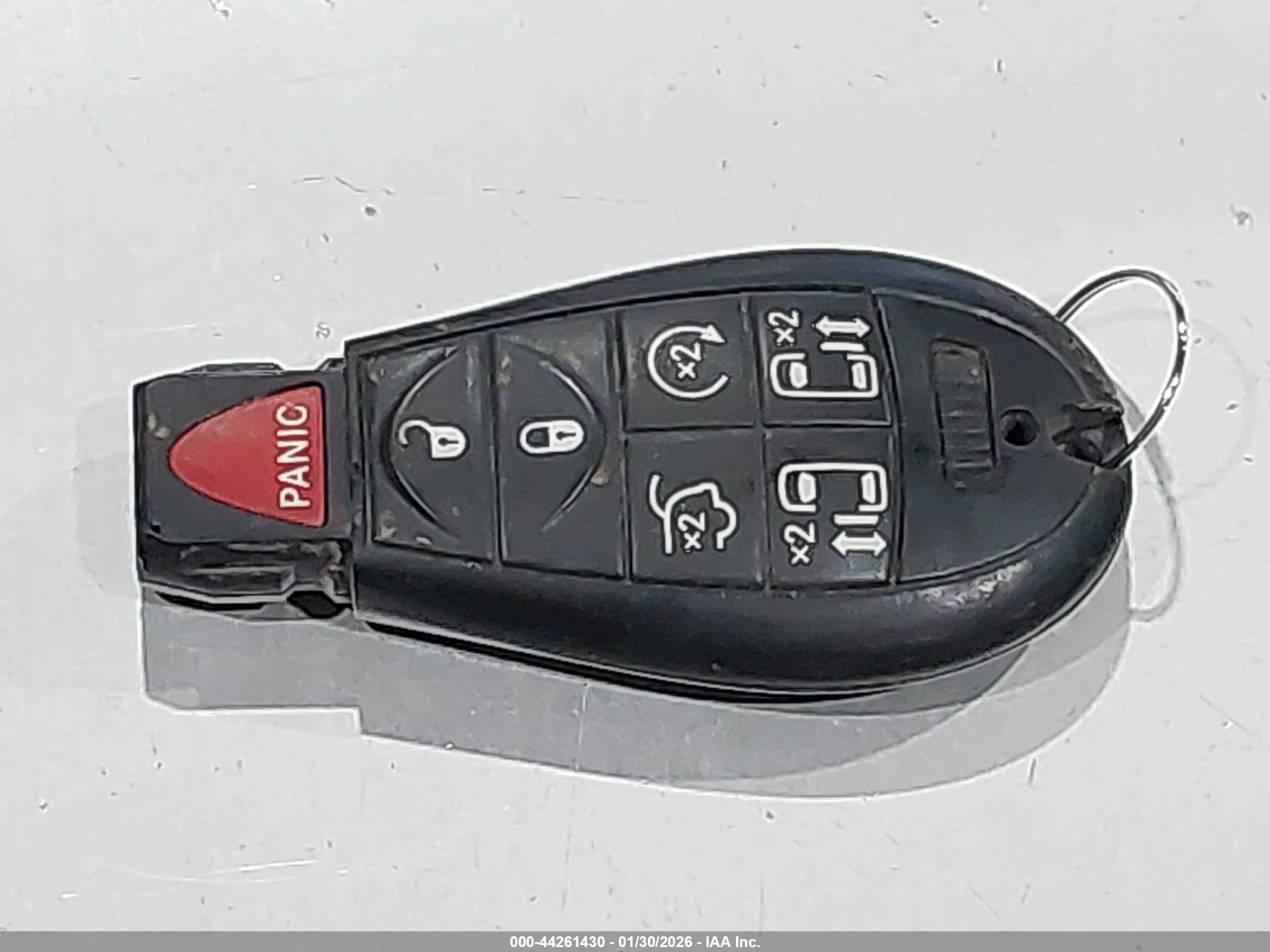 CHRYSLER TOWN image 11