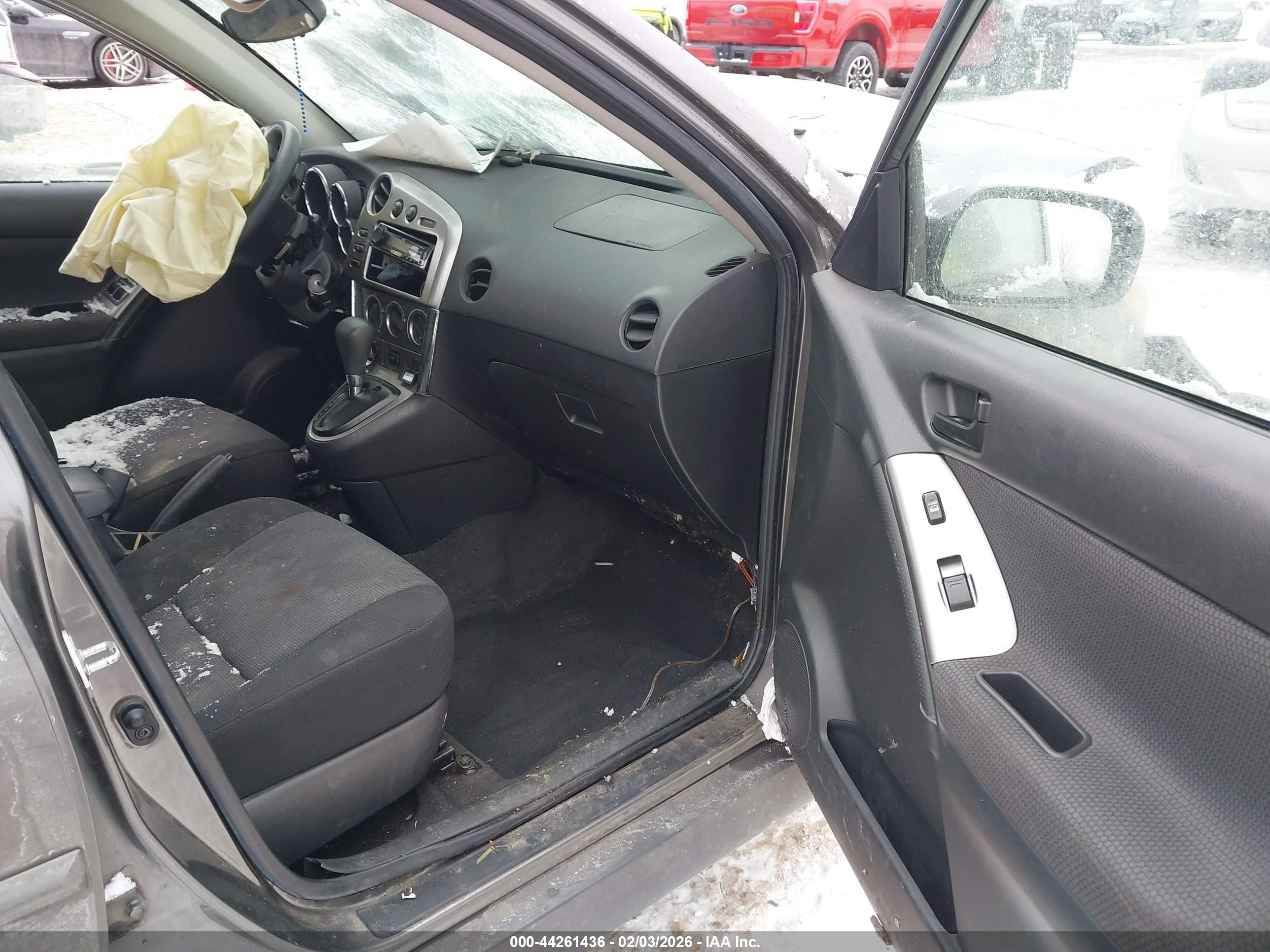 PONTIAC VIBE image 5