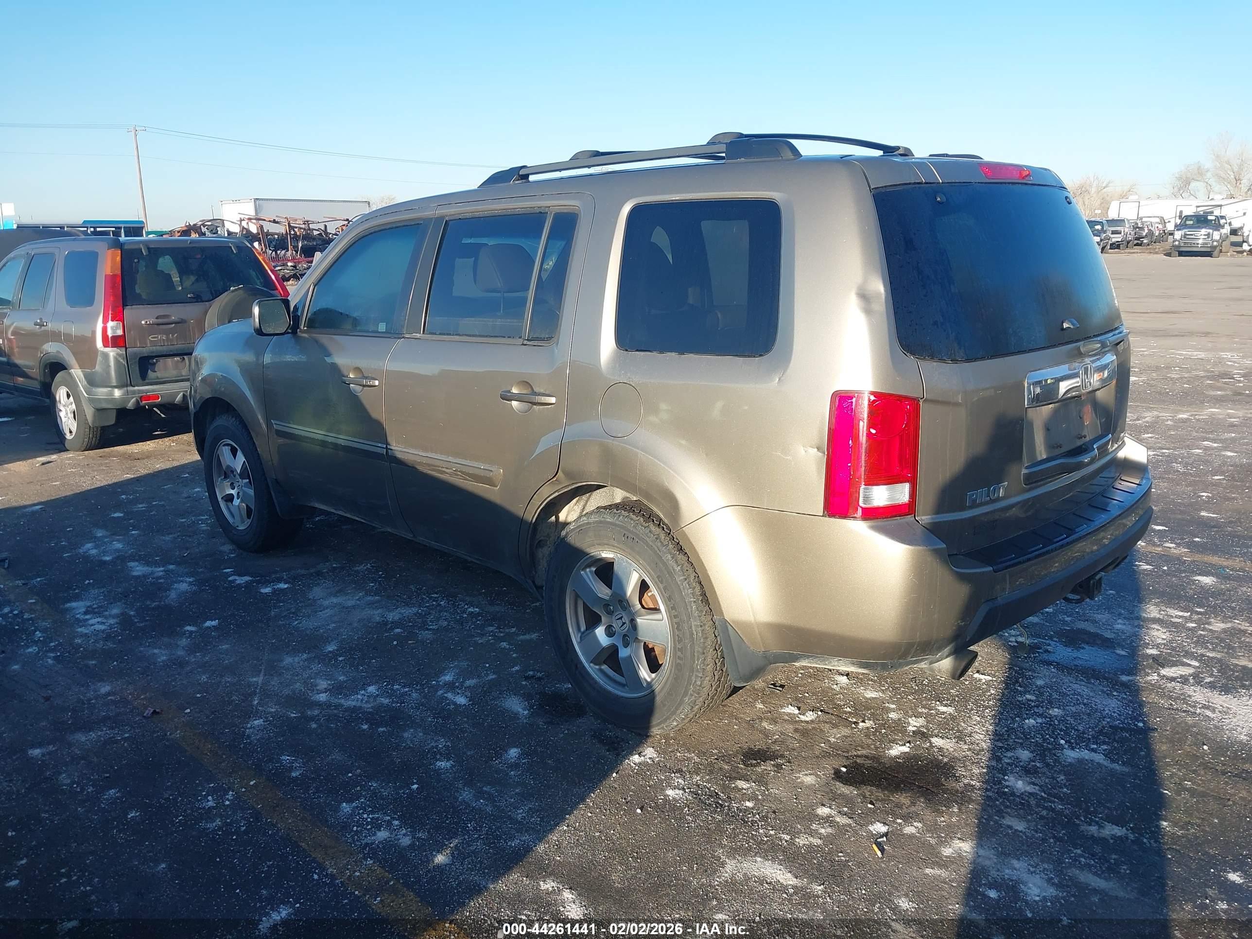 HONDA PILOT image 3