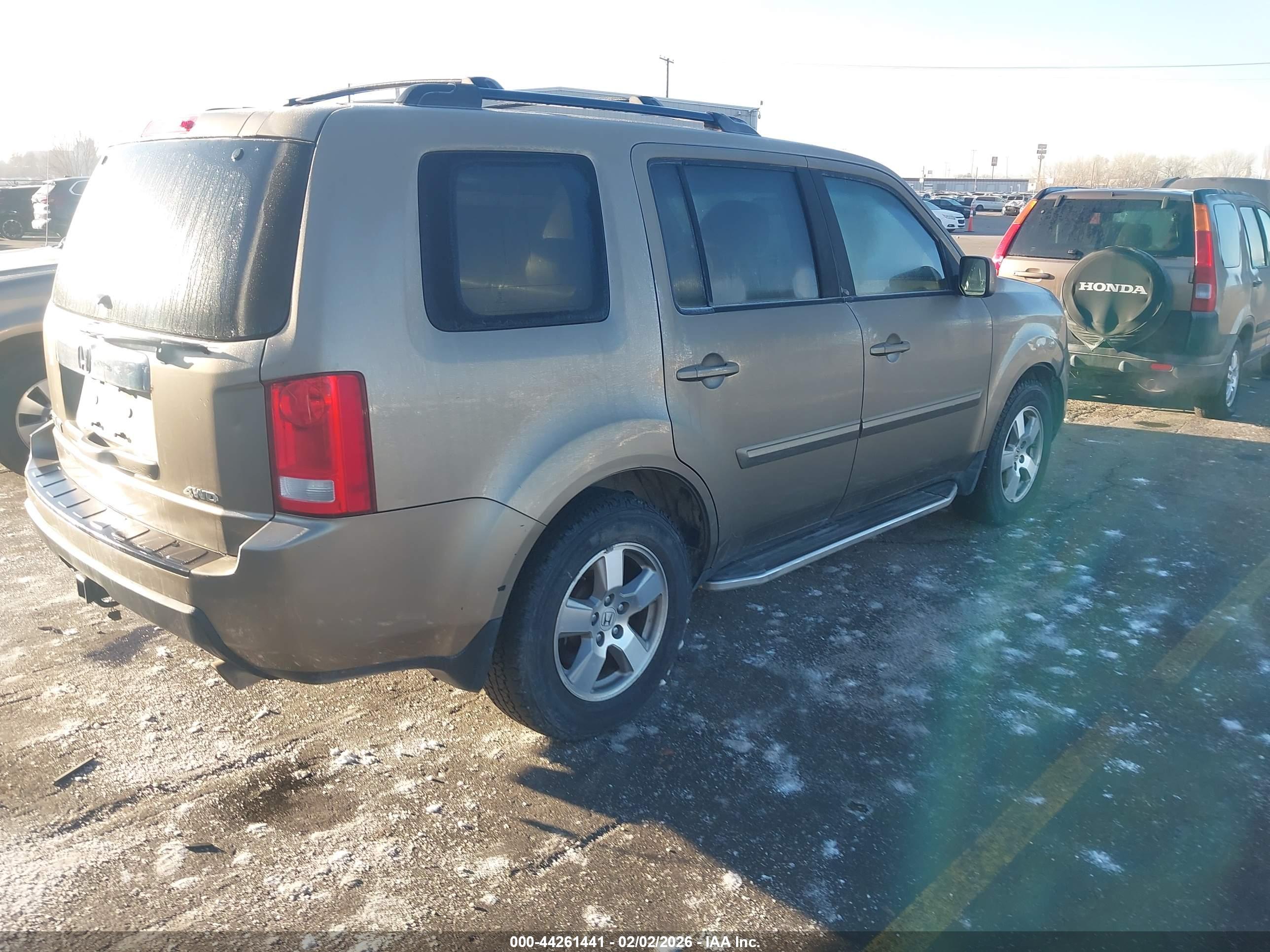 HONDA PILOT image 4