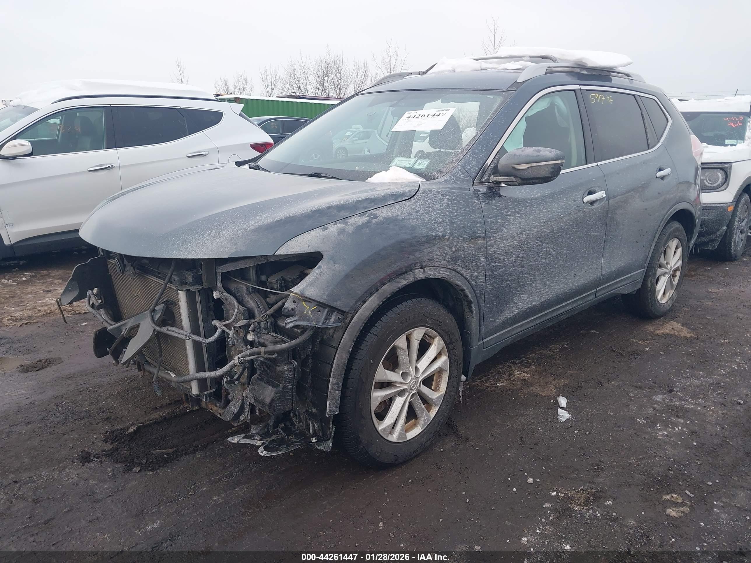 NISSAN ROGUE image 2