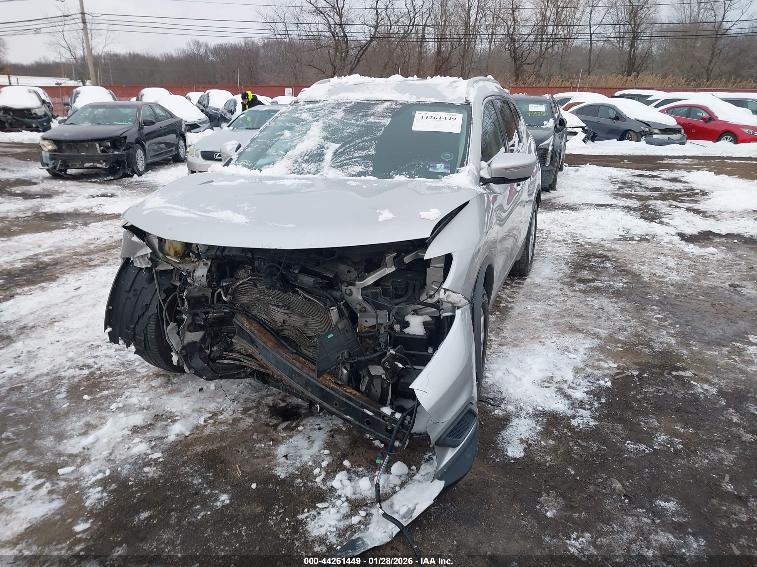 NISSAN ROGUE image 6